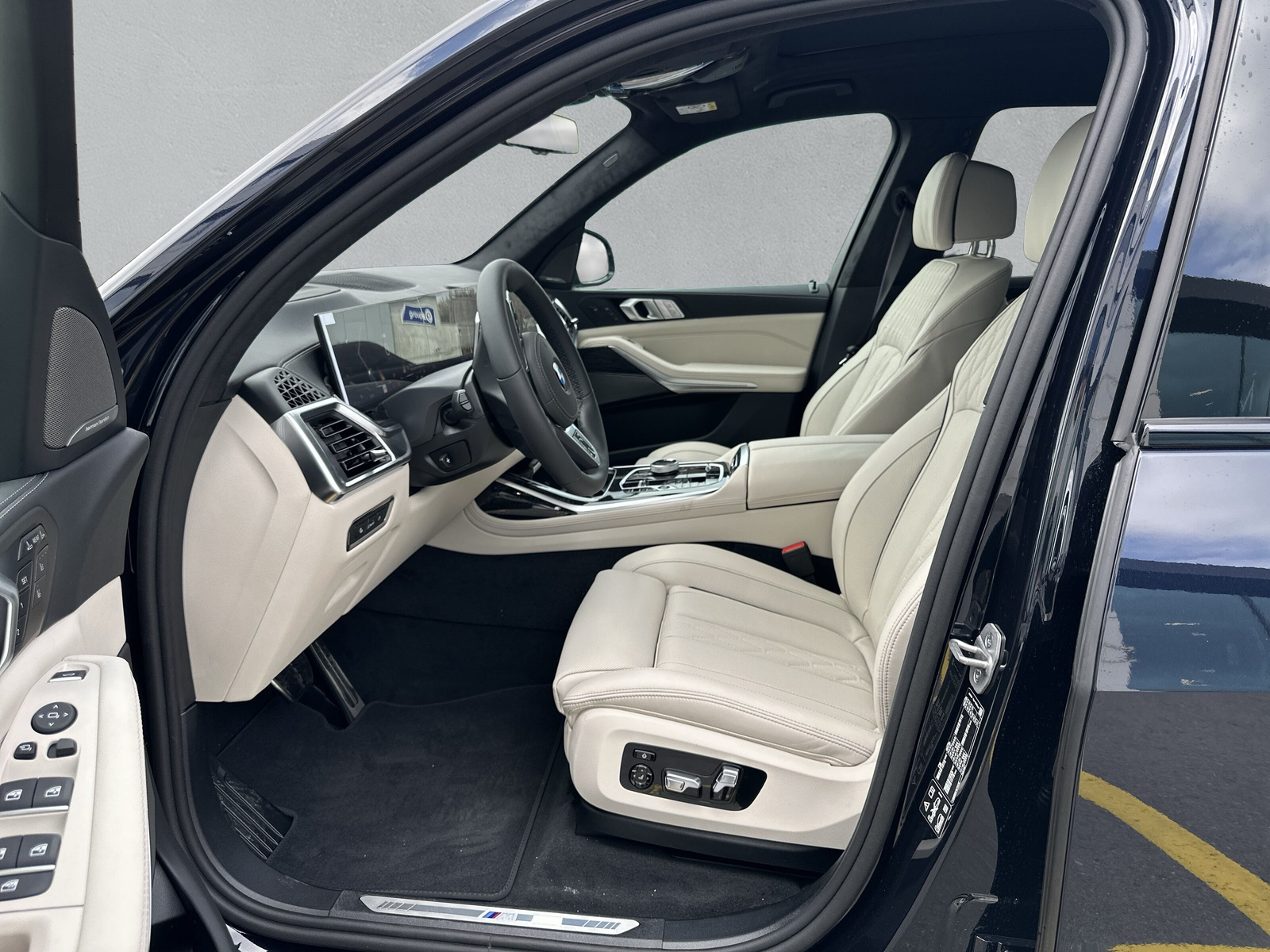 BMW X7 xDrive 48V 40d M Sport Pro Steptronic-image-10