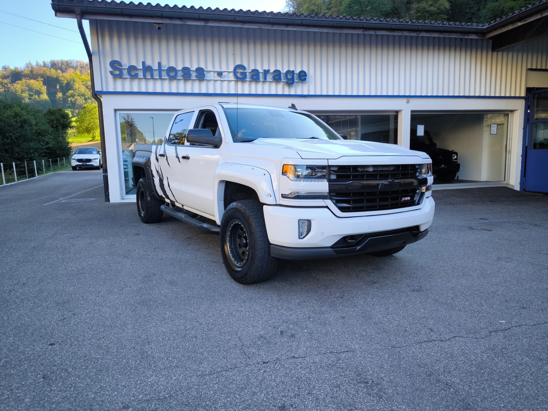 CHEVROLET Silverado 1500 Crew Cab 5.3 AWD-showroom-element-1