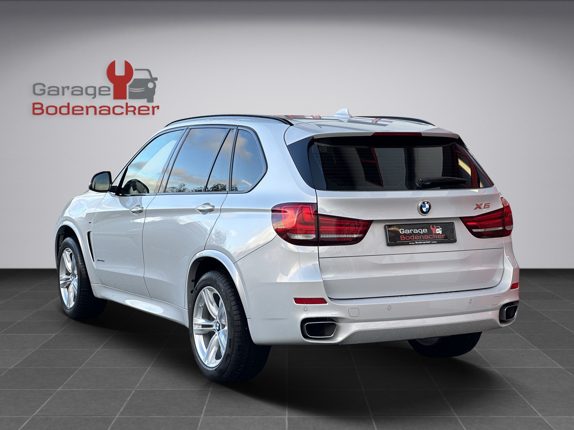 BMW X5 xDrive 40d Steptronic * 313PS * M Sport Paket *-showroom-element-2