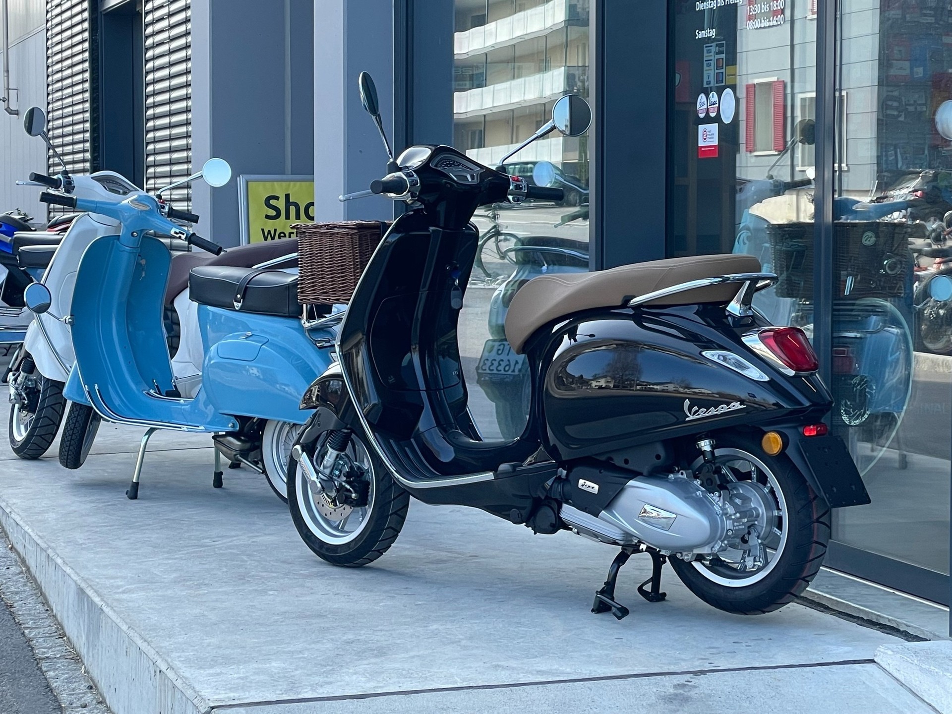 PIAGGIO Vespa 125 Primavera  ABS-image-1