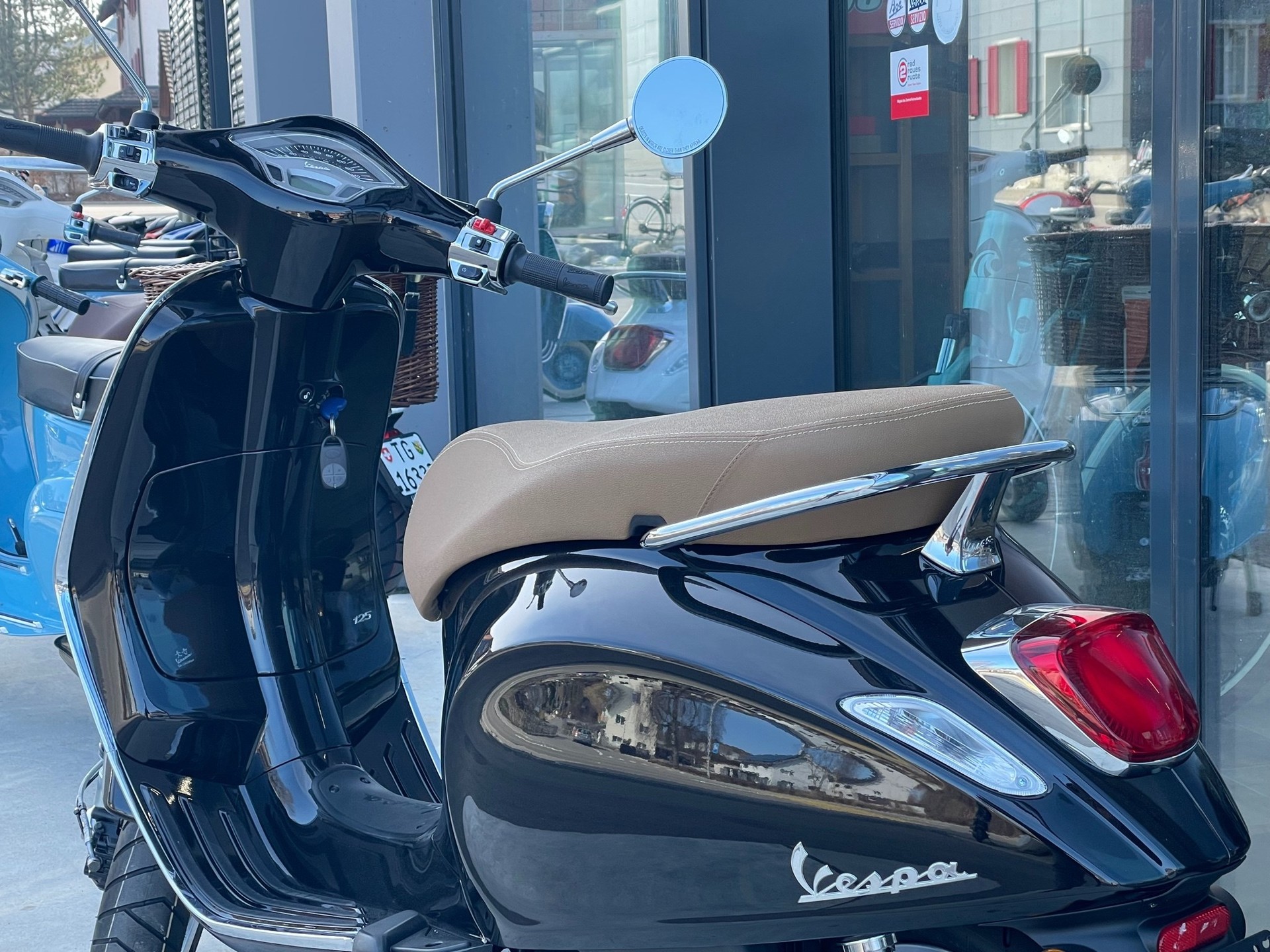 PIAGGIO Vespa 125 Primavera  ABS-image-12