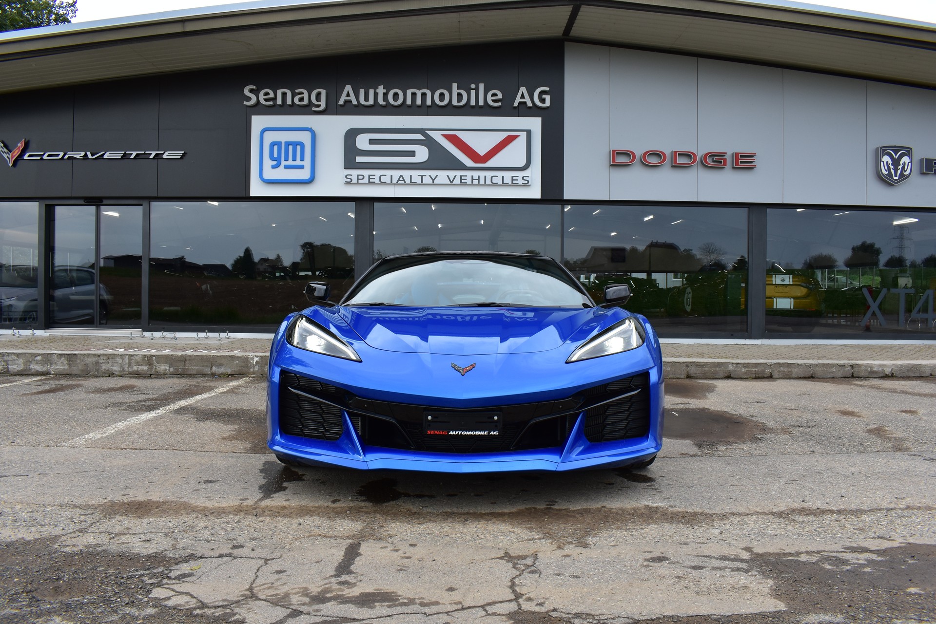 CHEVROLET Corvette C8 E-Ray