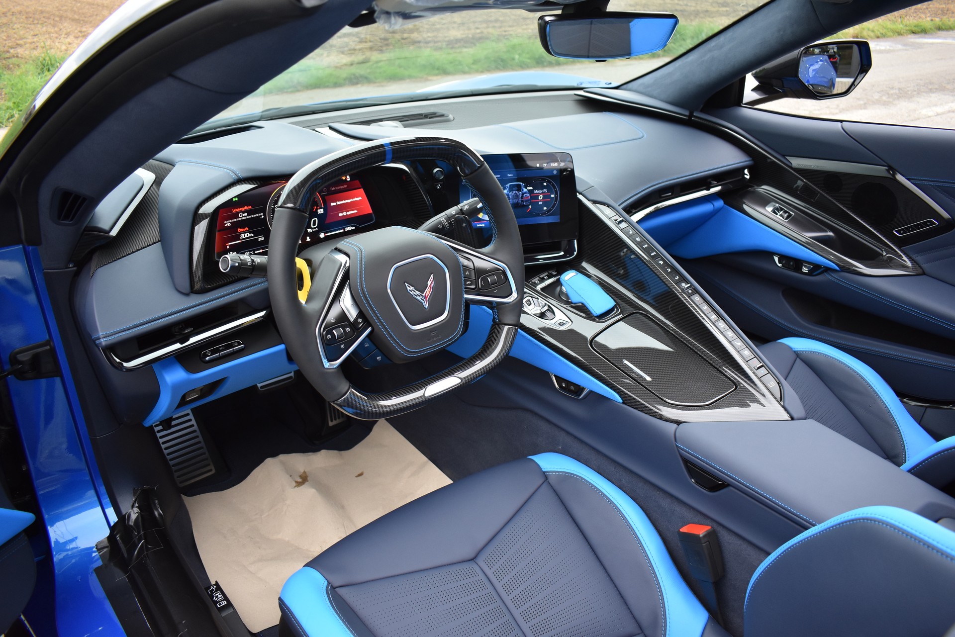 CHEVROLET Corvette C8 E-Ray-image-13