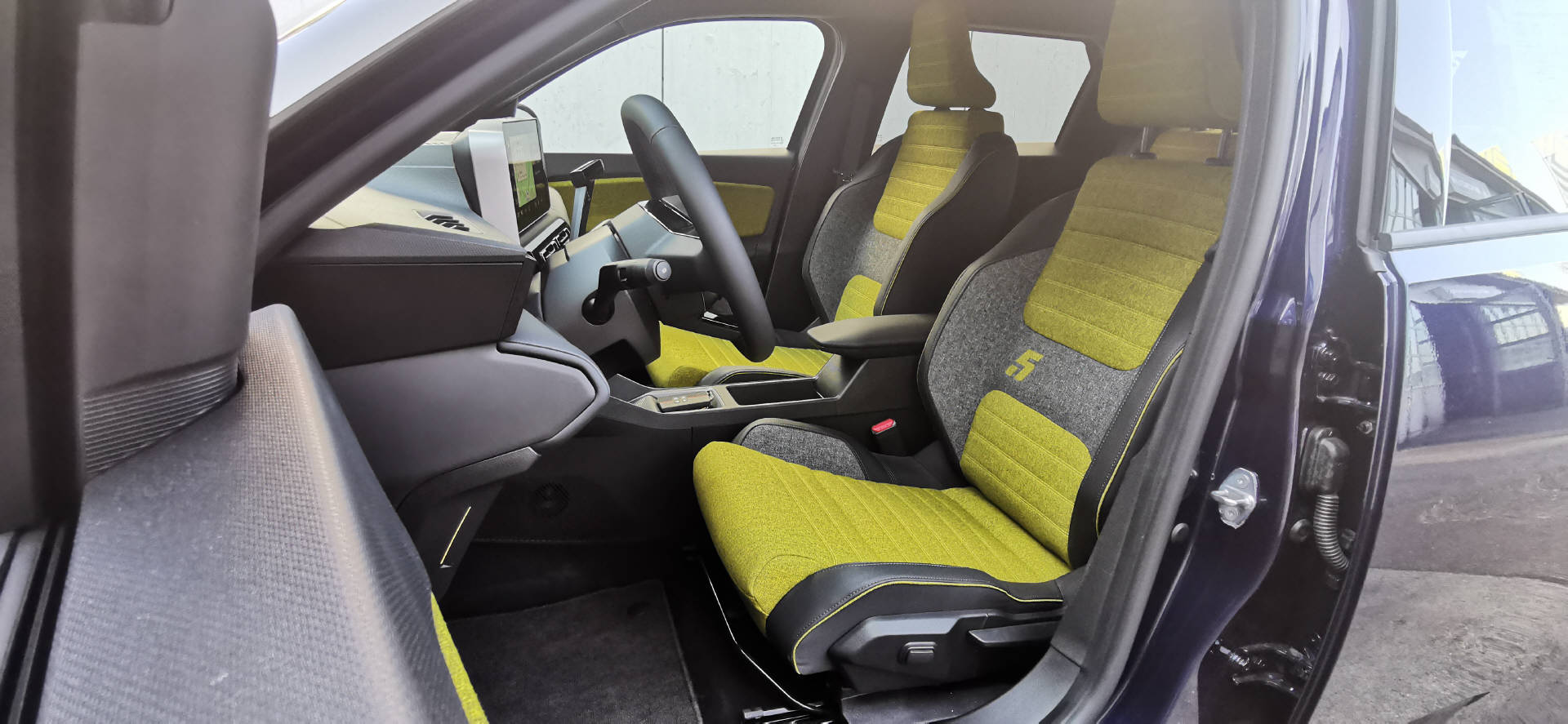 RENAULT 5 E-Tech Comfort Range iconic-image-6