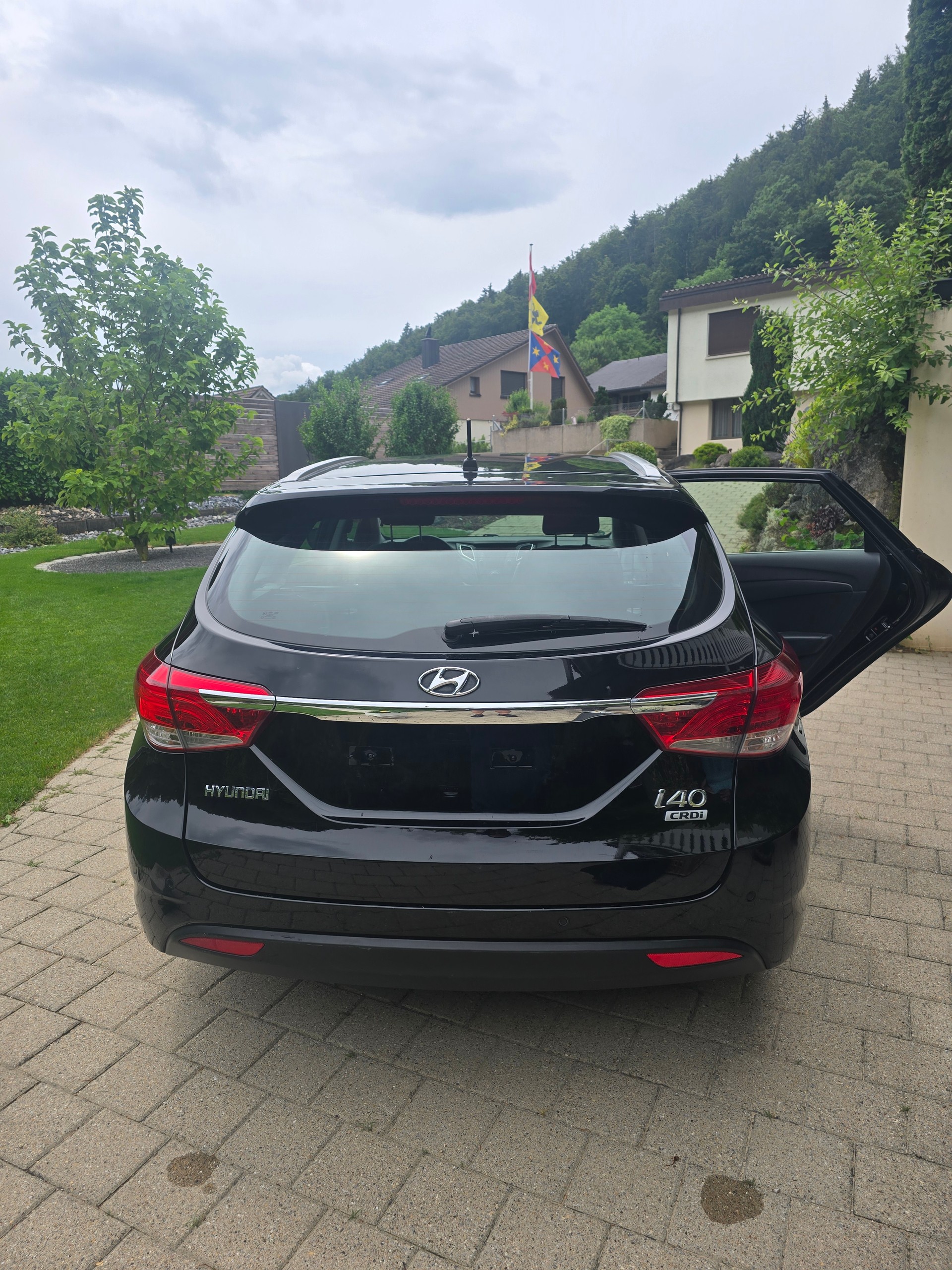 HYUNDAI i40 Wagon 1.7 CRDI Style-image-3