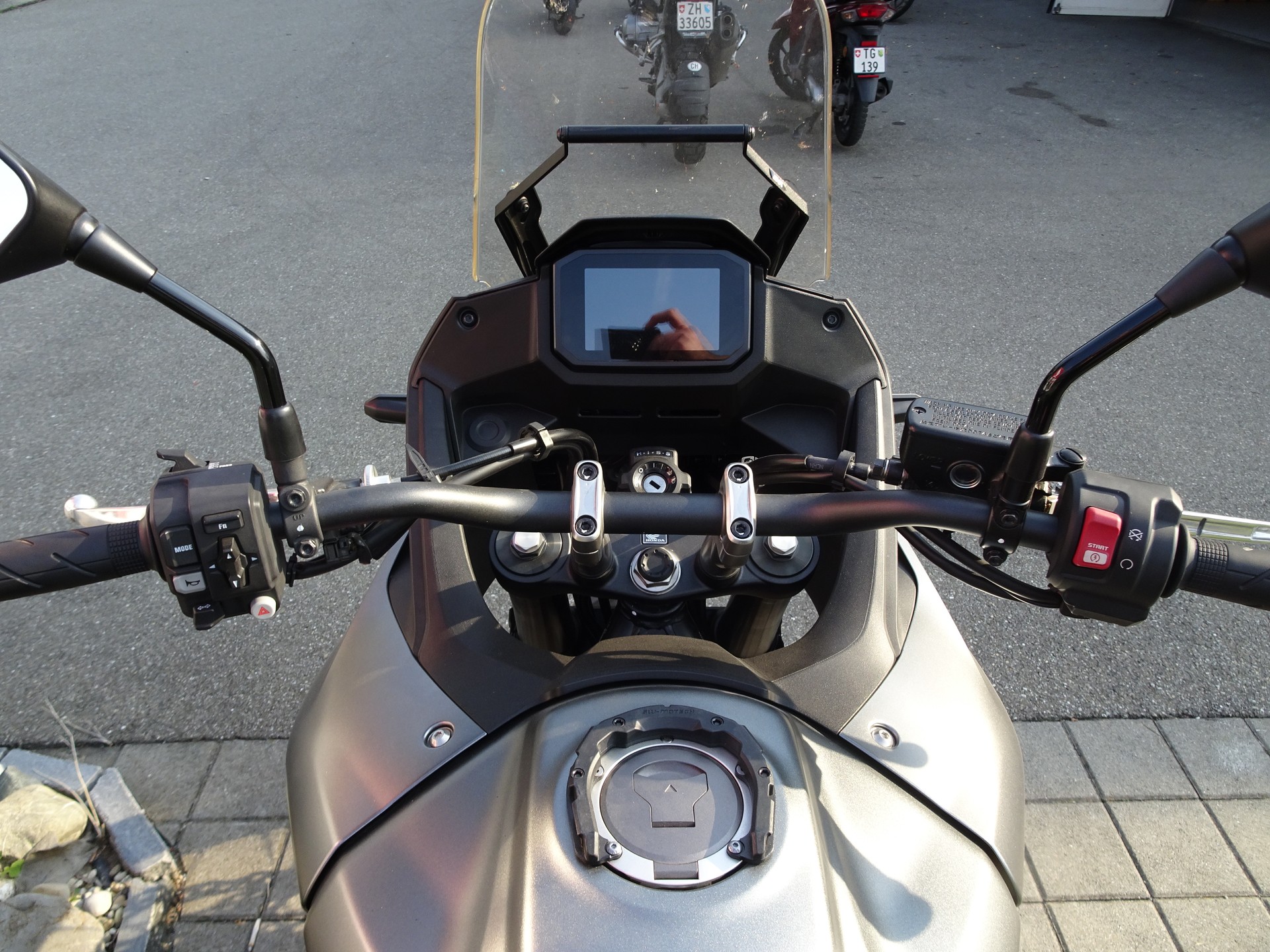 HONDA XL 750 Transalp-image-3