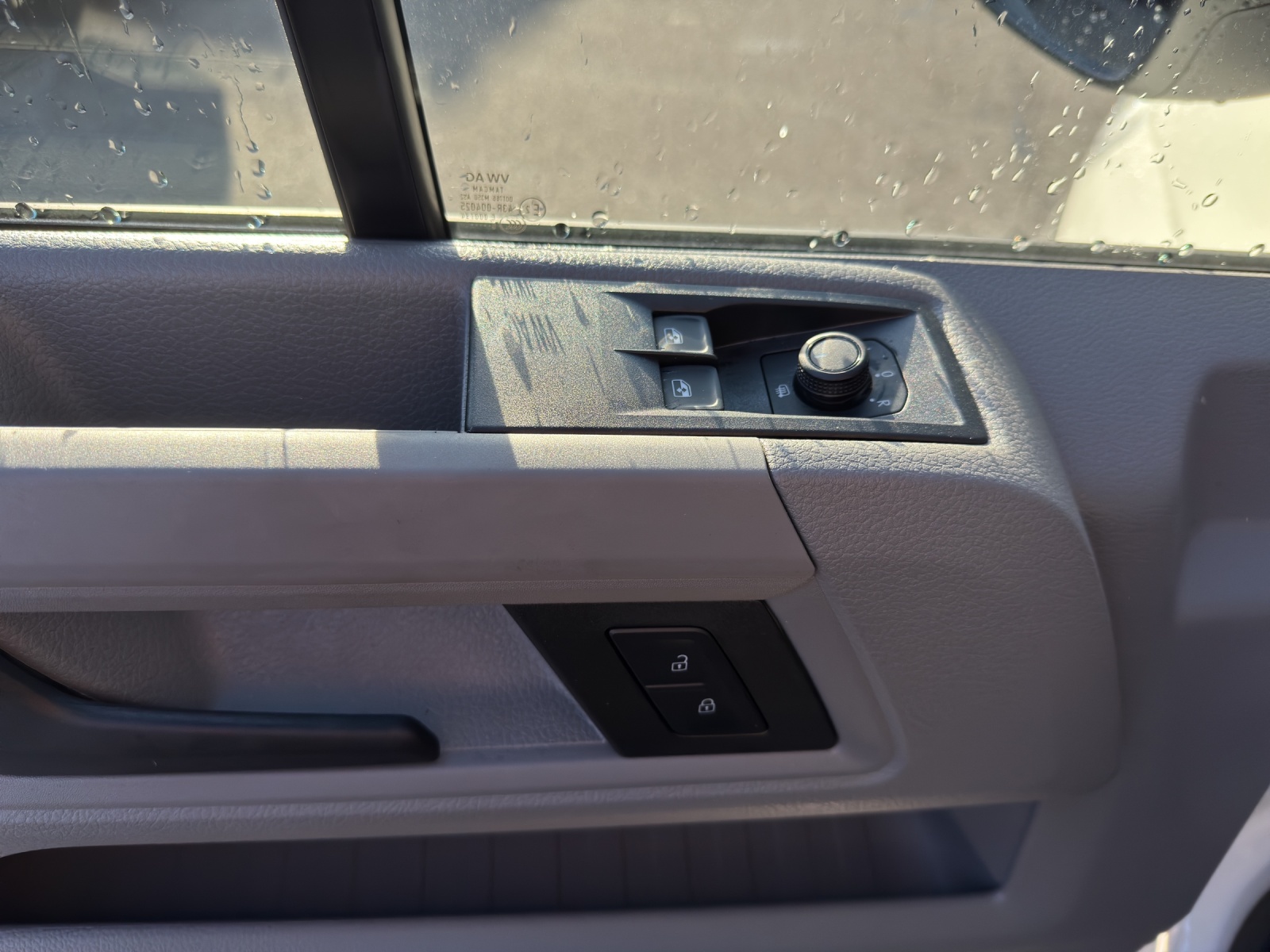 VW Crafter 35 Kab.-Ch. 3640 2.0 TDI 140-image-11