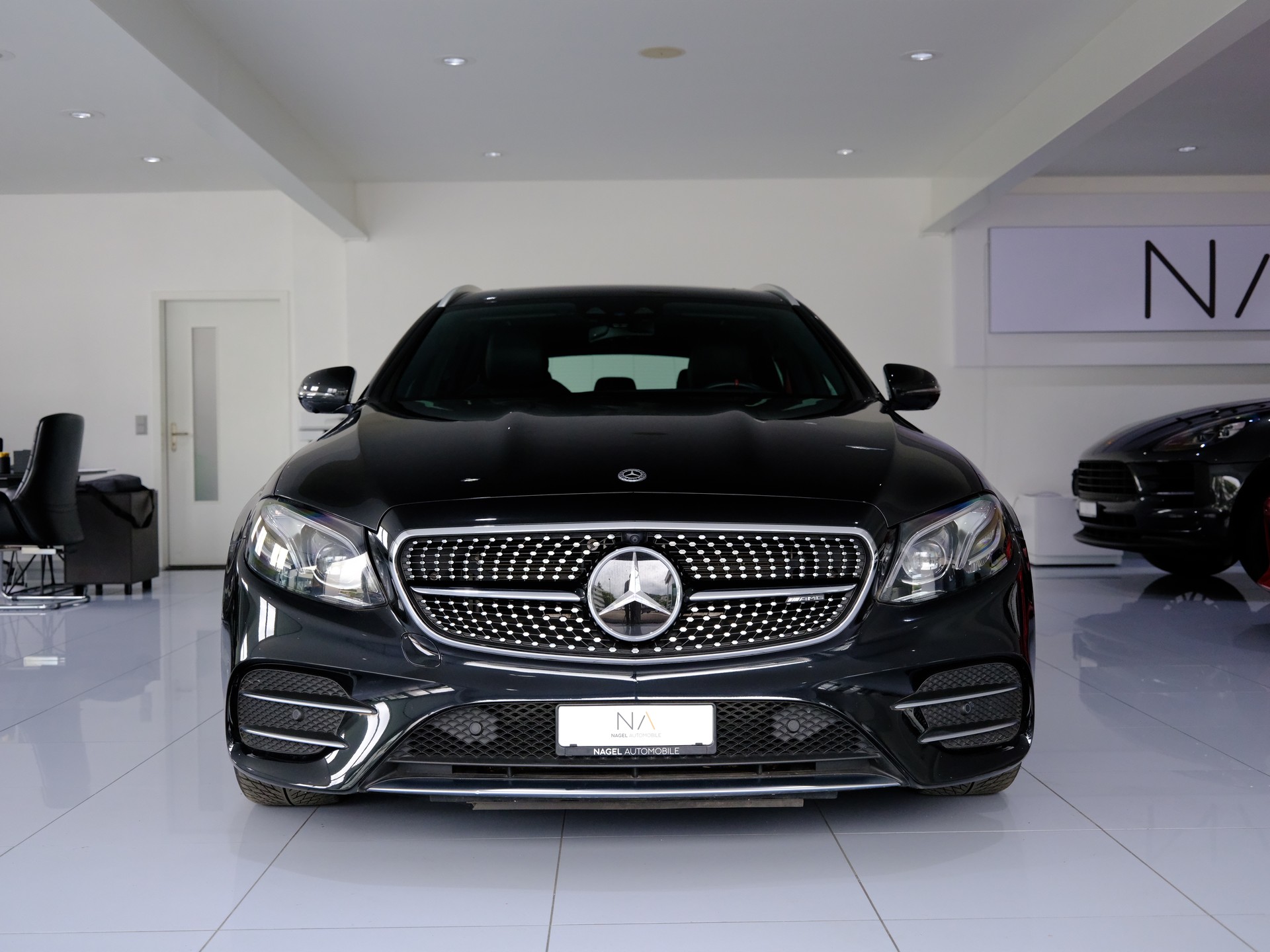 MERCEDES-BENZ E 53 AMG 4Matic 9G-Tronic-image-7