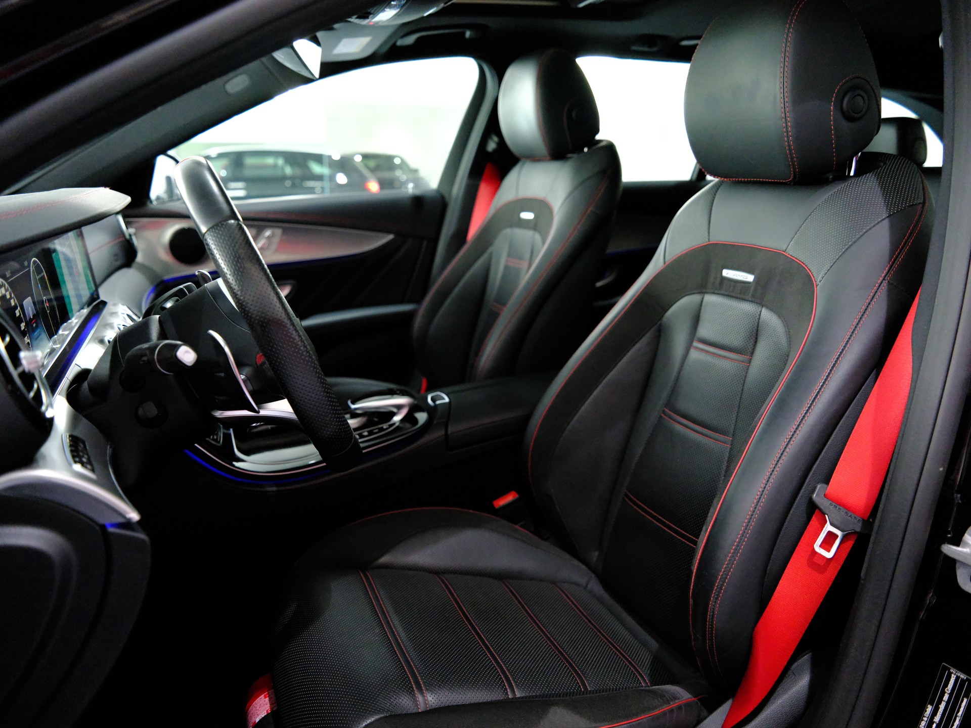 MERCEDES-BENZ E 53 AMG 4Matic 9G-Tronic-image-10