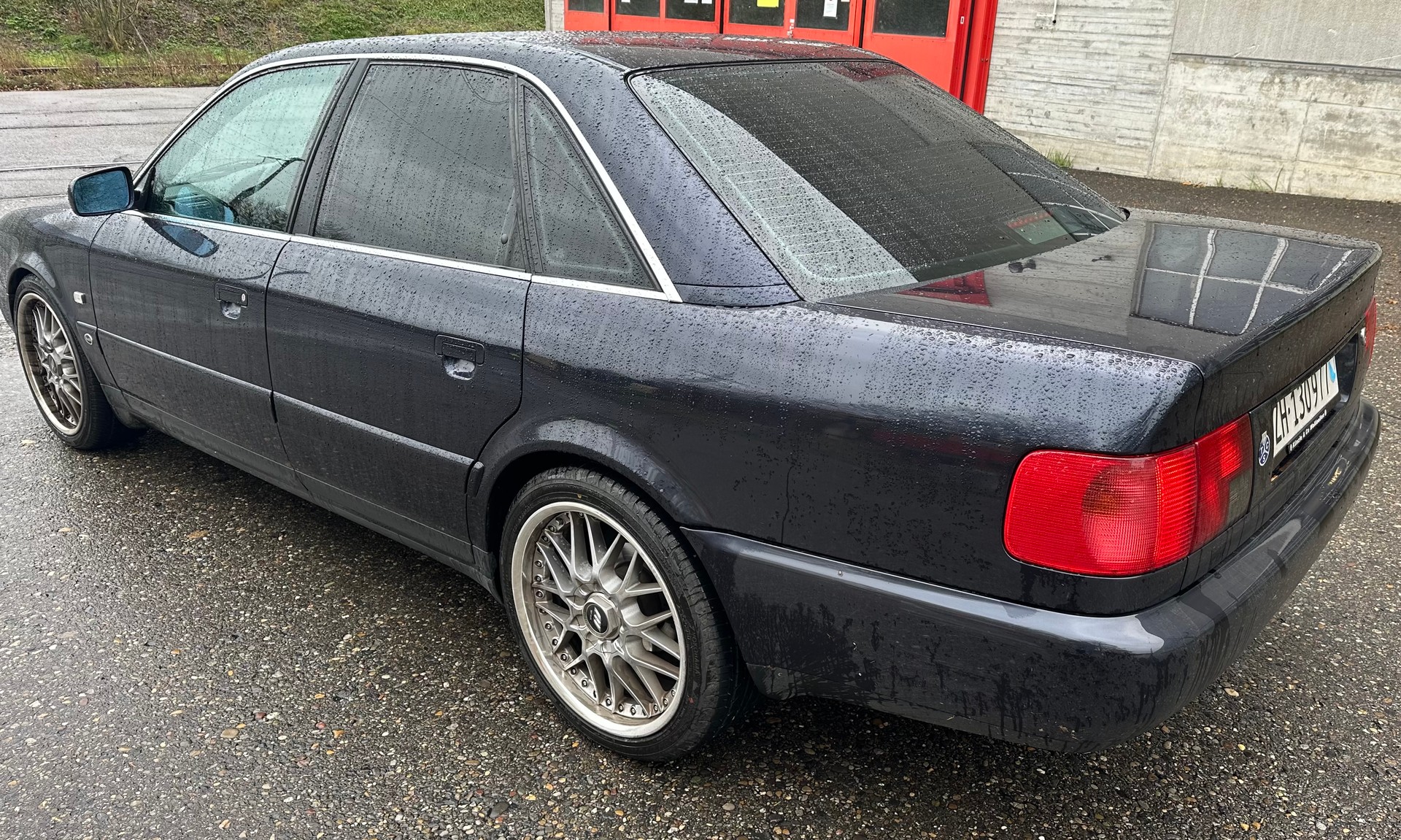 AUDI A6 2.5 TDI 140-image-6