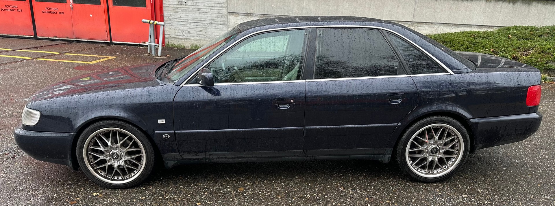 AUDI A6 2.5 TDI 140-image-2