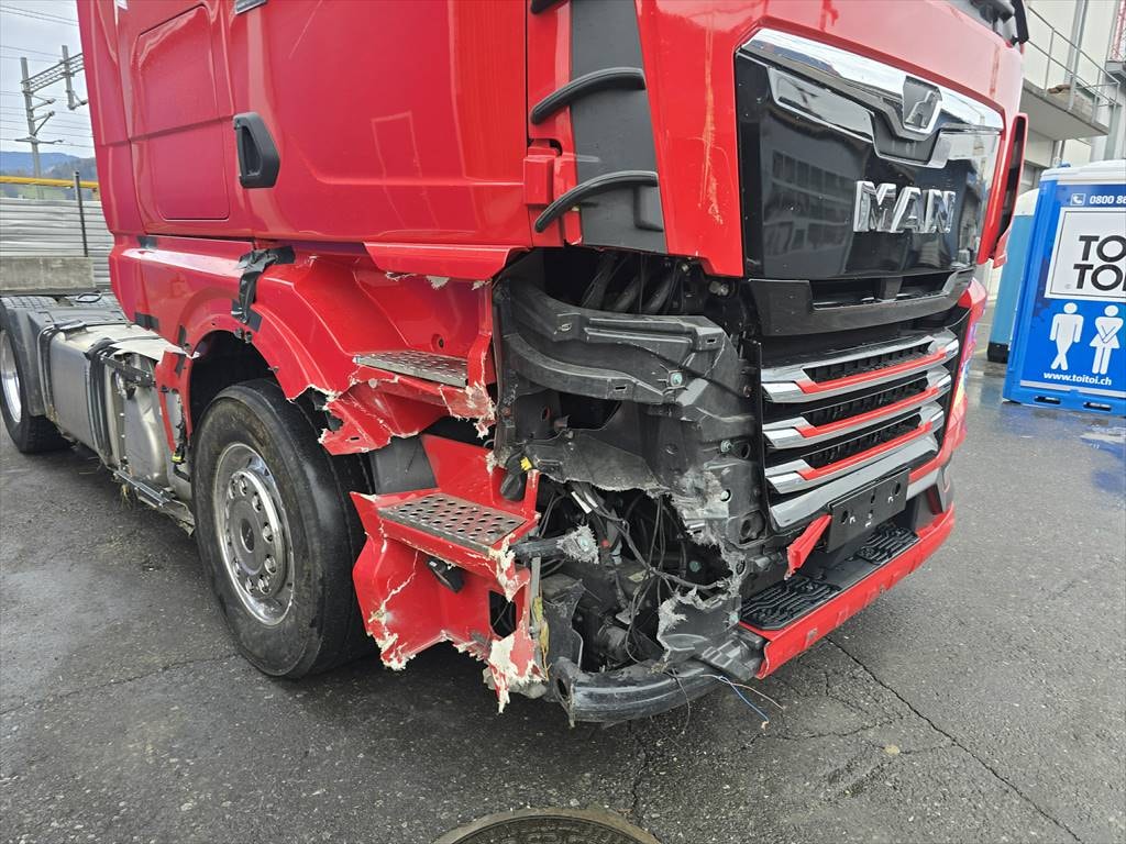 MAN TGX 18.640-image-12