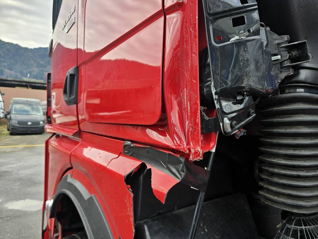 MAN TGX 18.640-image-14