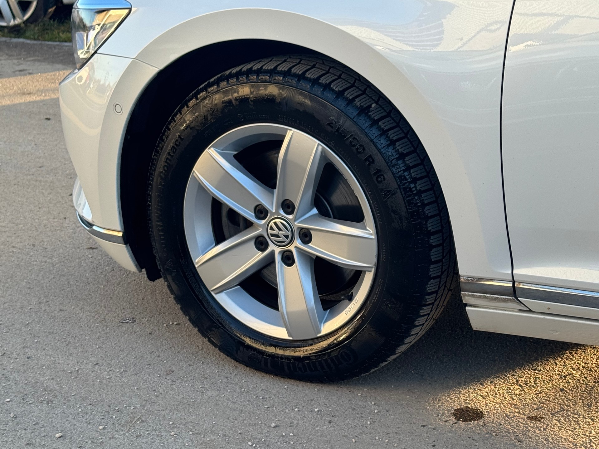 VW Passat Variant 1.4 TSI ACT BMT Highline DSG-image-4