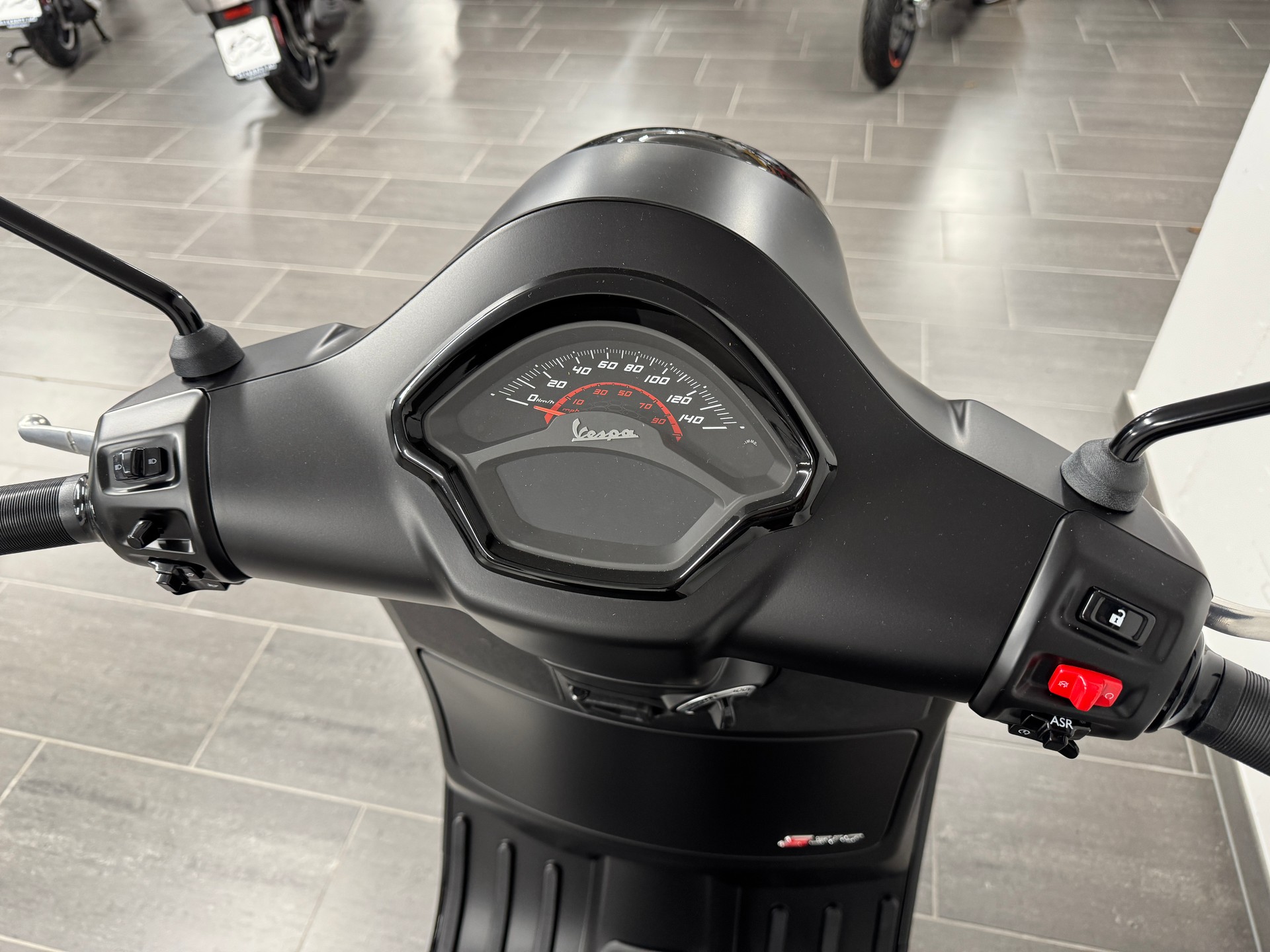 PIAGGIO Vespa GTS 310 Super Sport RST E5+-image-2