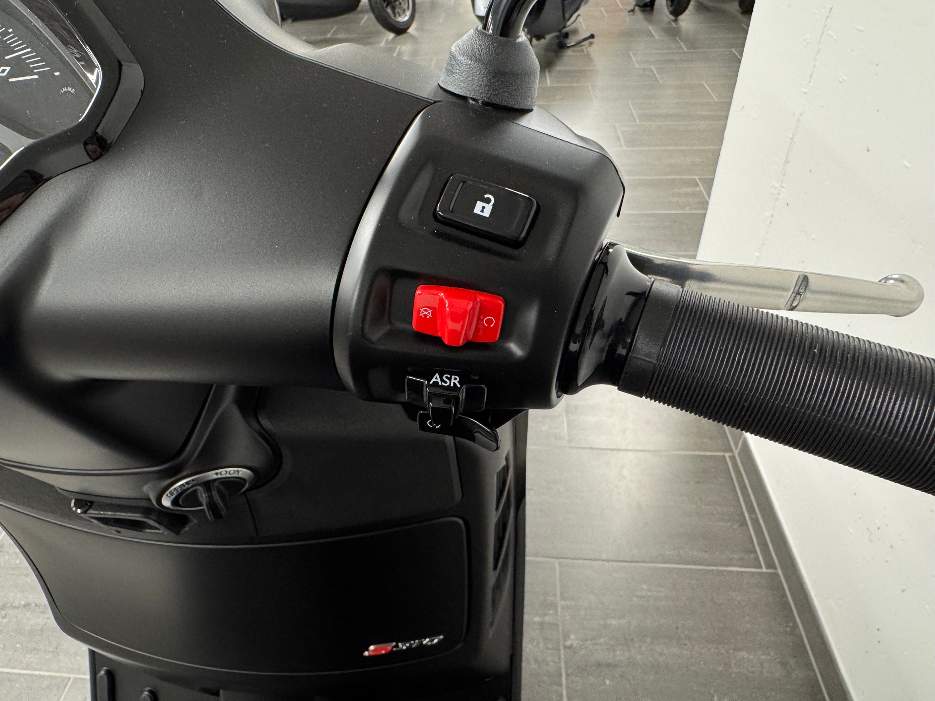 PIAGGIO Vespa GTS 310 Super Sport RST E5+-image-3