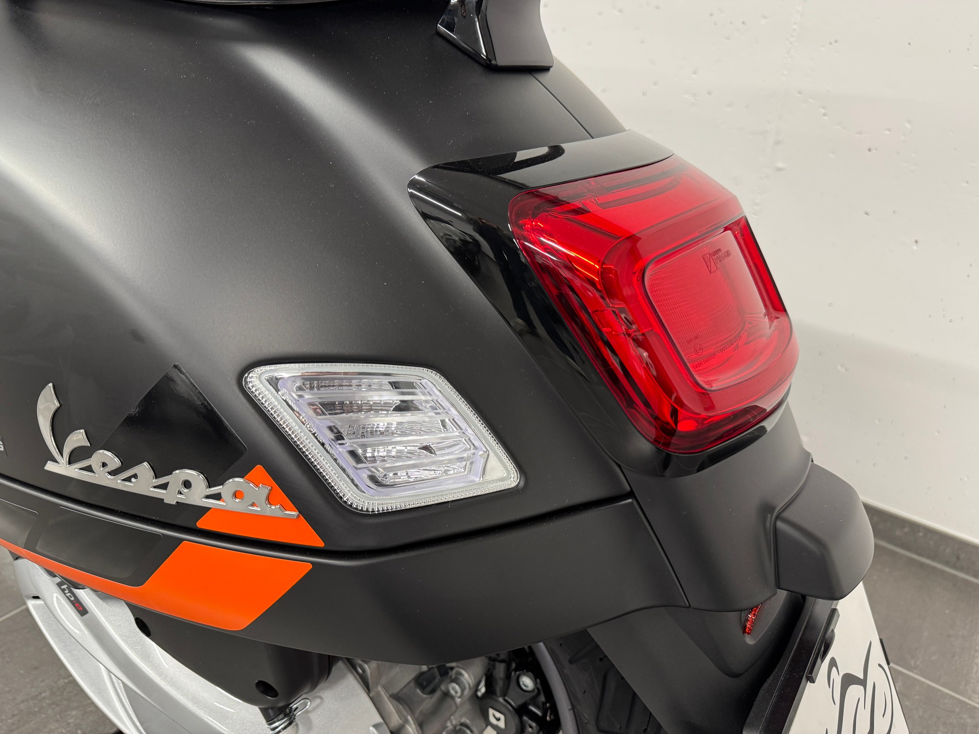 PIAGGIO Vespa GTS 310 Super Sport RST E5+-image-8