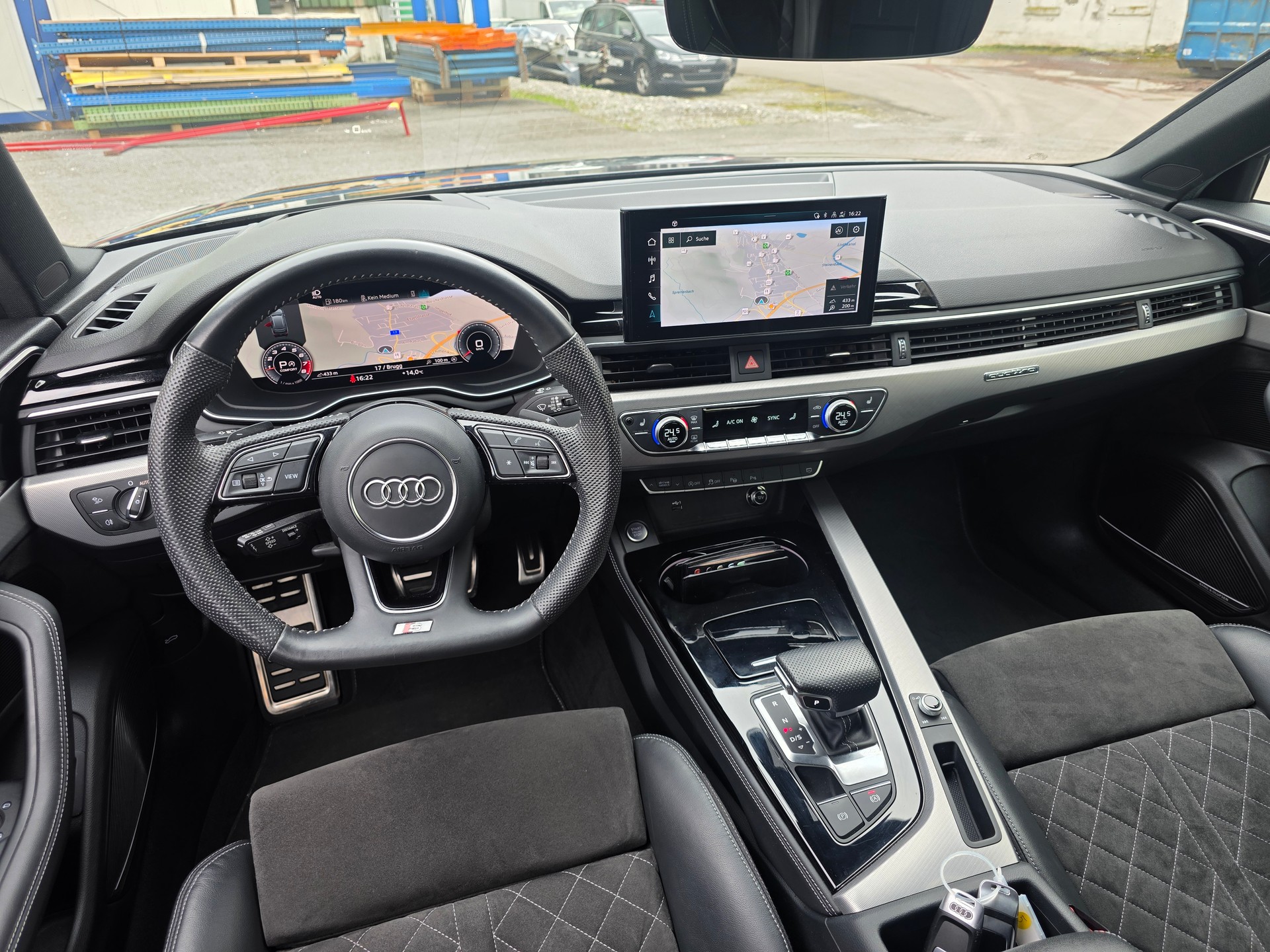 AUDI A4 Avant 45 TFSI S line S-tronic quattro-image-21