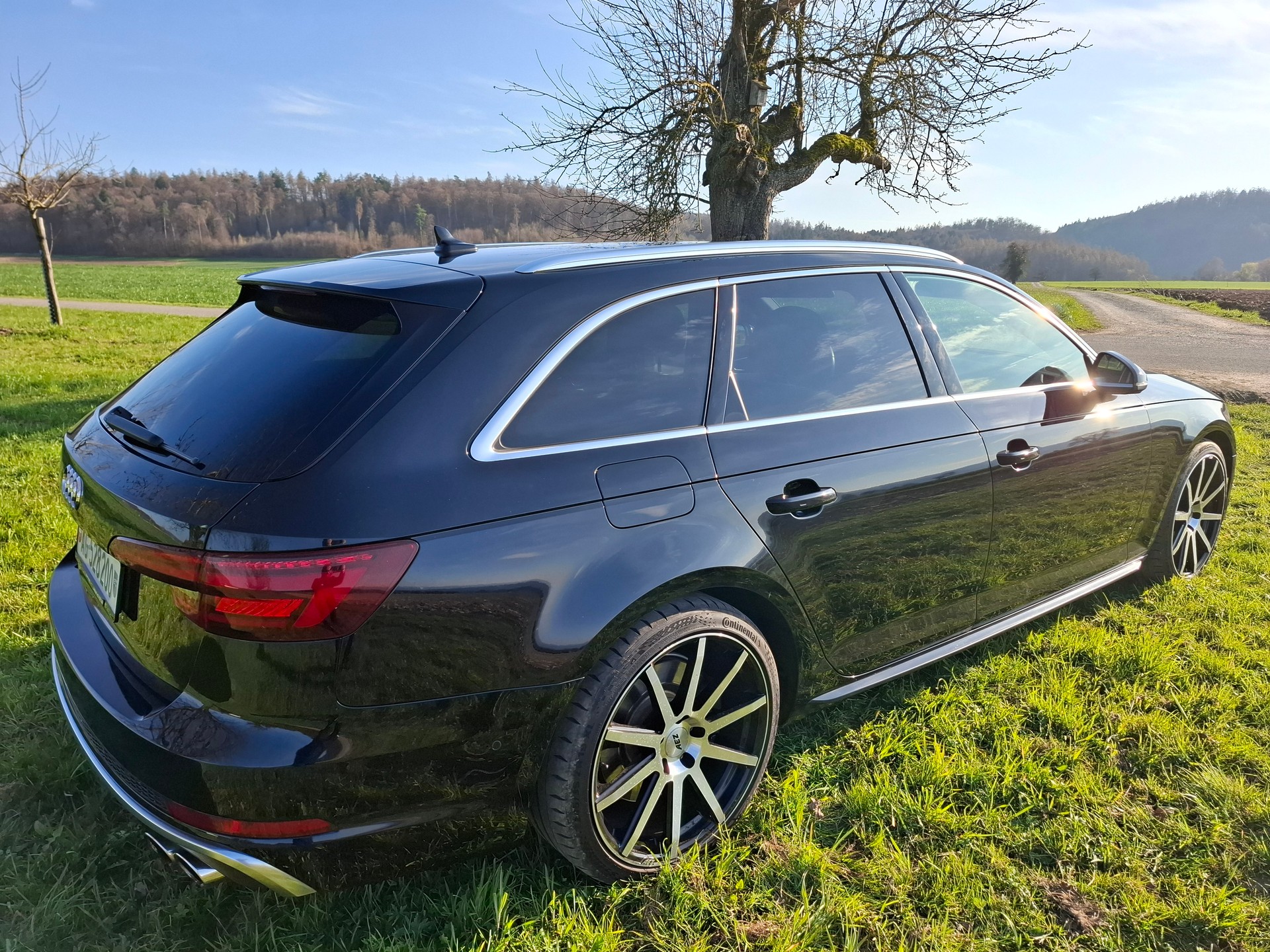 AUDI S4 Avant 3.0 TFSI quattro tiptronic-image-8