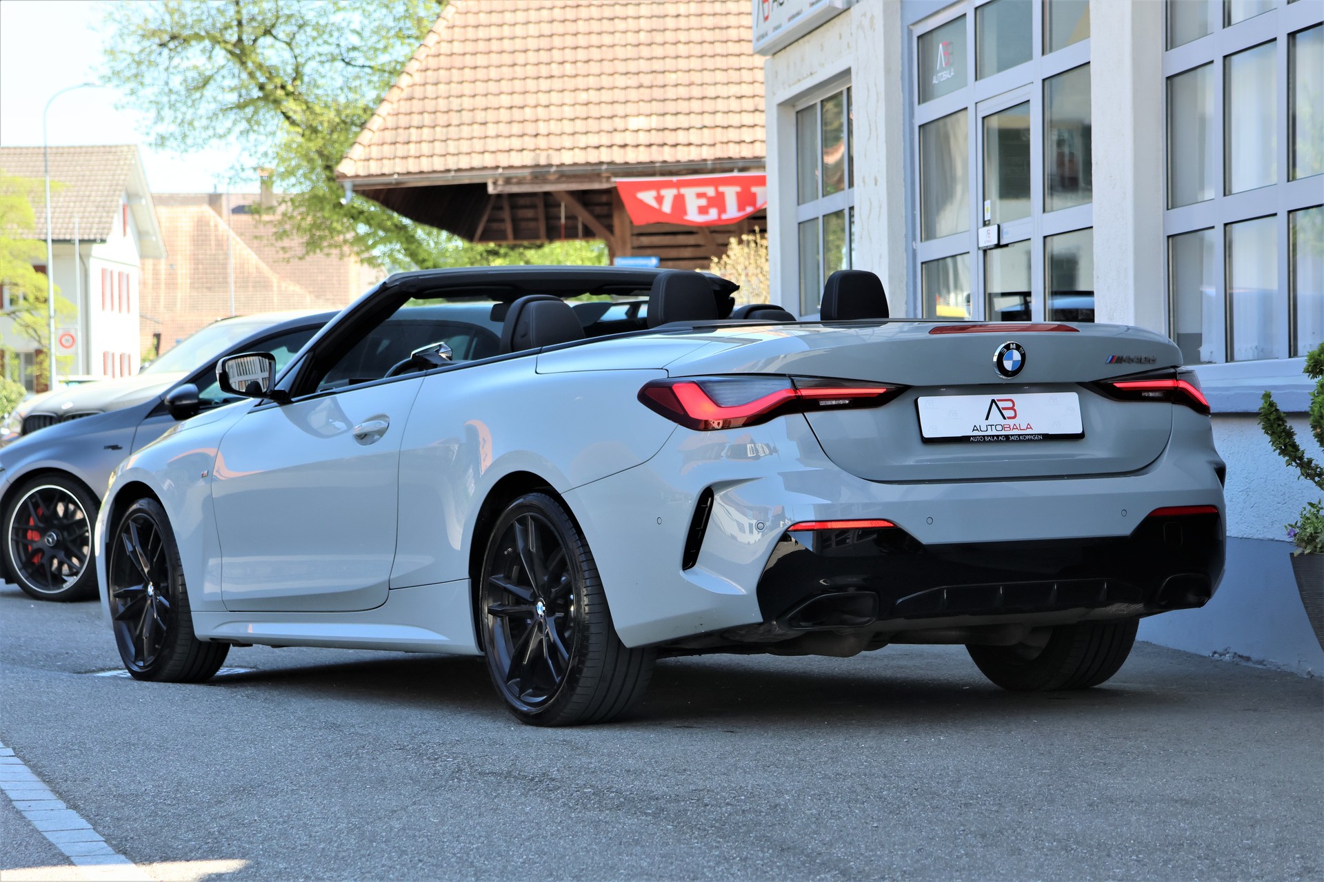 BMW M440d 48V xDrive Cabriolet Steptronic (CH)-showroom-element-2