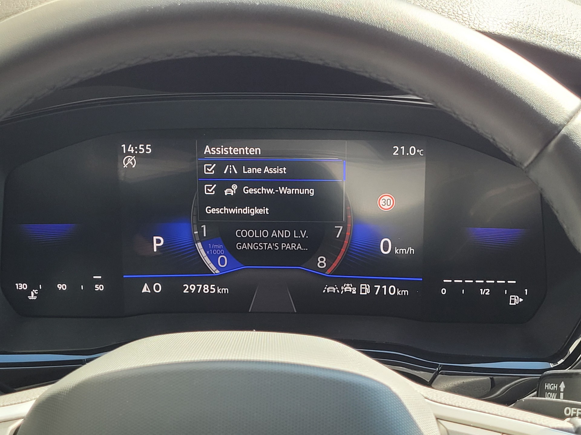 VW Touran 1.5 TSI EVO Comfortline DSG *7-Plätzer mit VW Herstellergarantie*-image-10