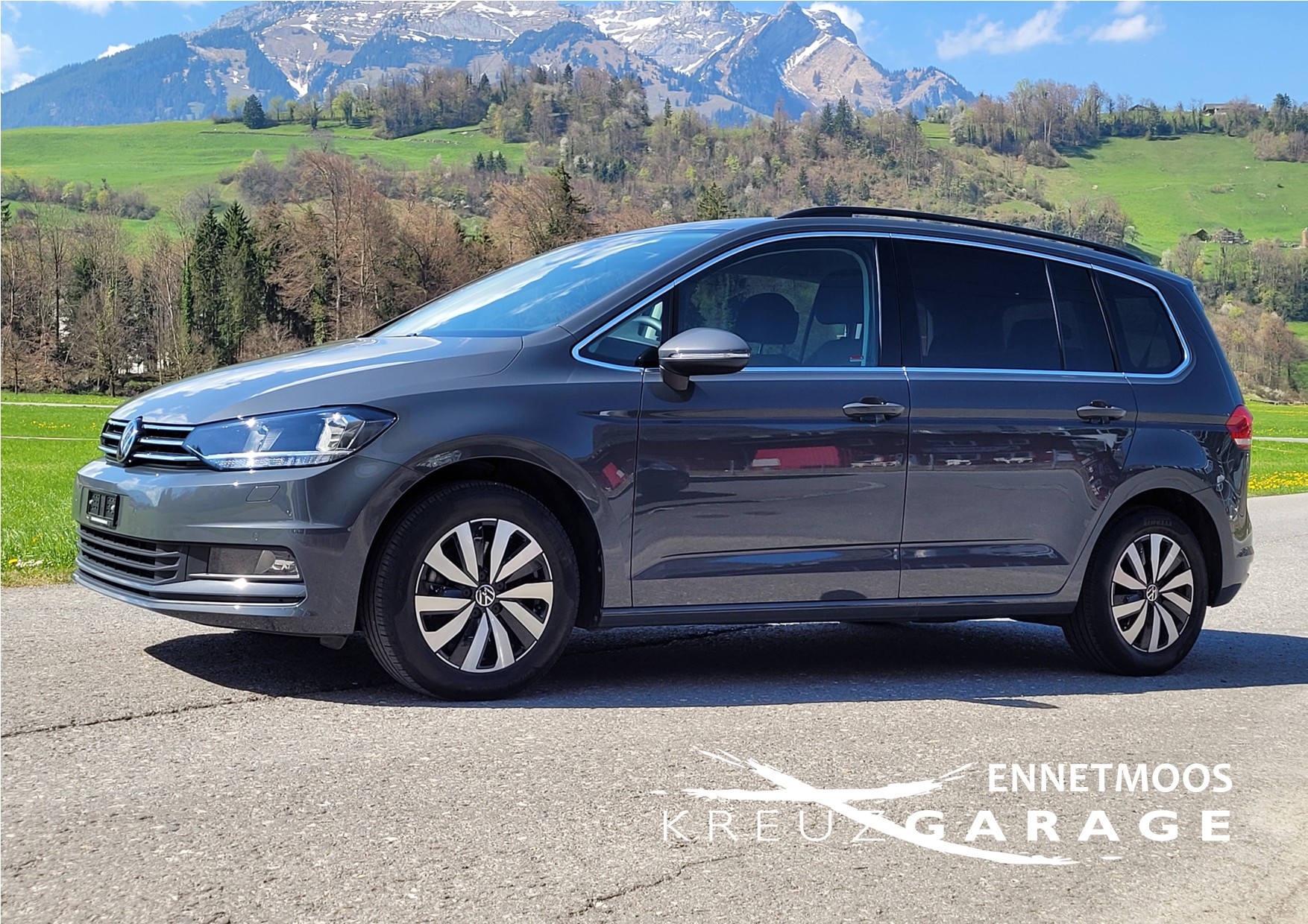 VW Touran 1.5 TSI EVO Comfortline DSG *7-Plätzer mit VW Herstellergarantie*-image-1