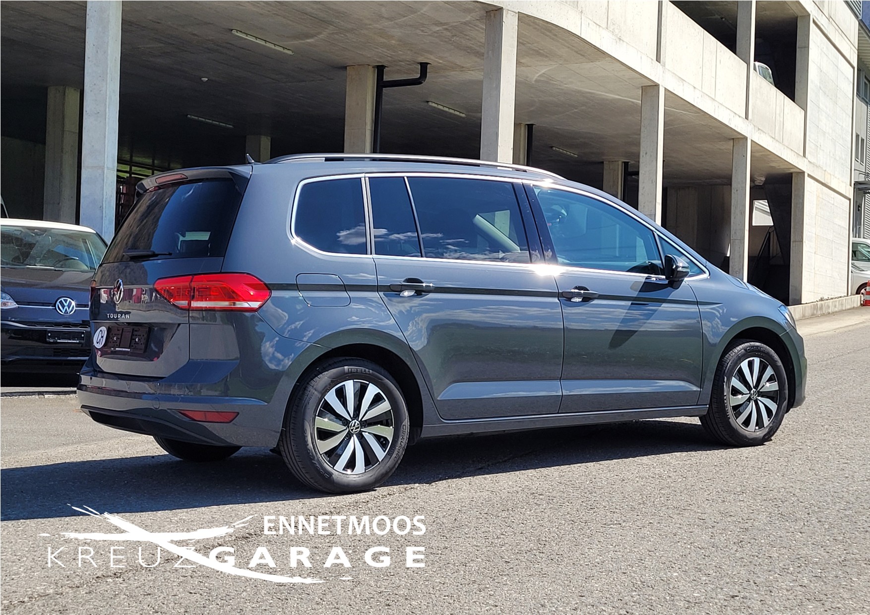 VW Touran 1.5 TSI EVO Comfortline DSG *7-Plätzer mit VW Herstellergarantie*-image-4