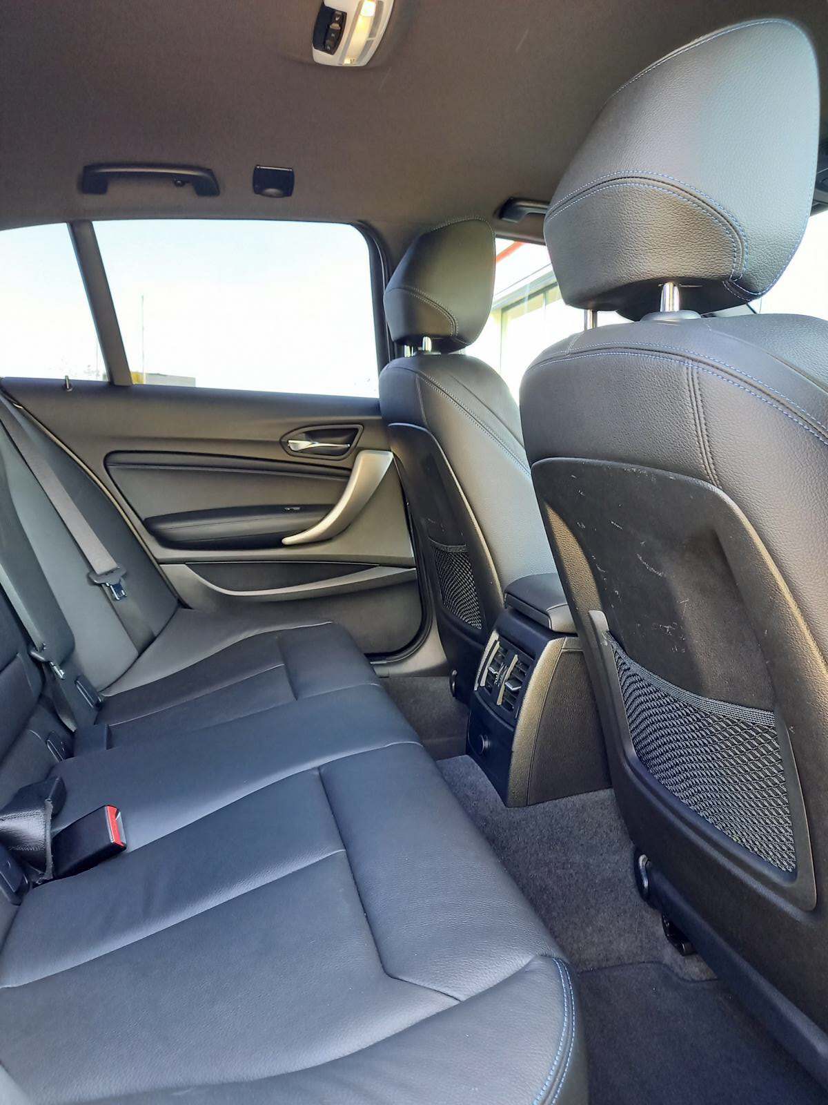 BMW M140i xDrive Steptronic-image-12