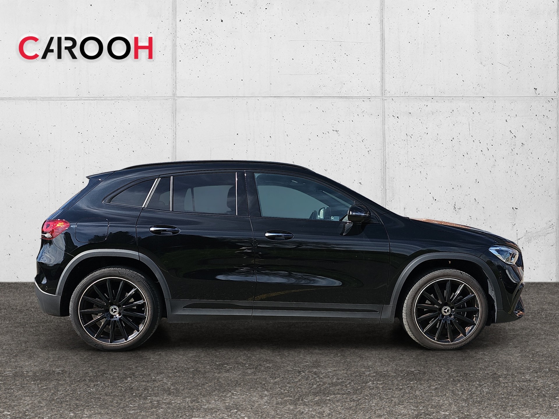 MERCEDES-BENZ GLA 250e AMG Line 8G-DCT-image-9