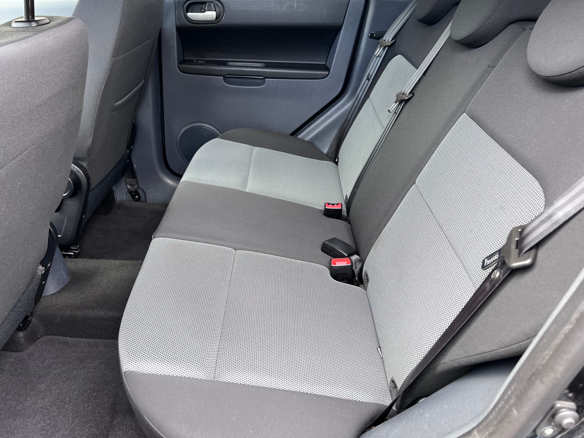MITSUBISHI Colt 1.3 16V Jubilé (35) Allshift-image-9