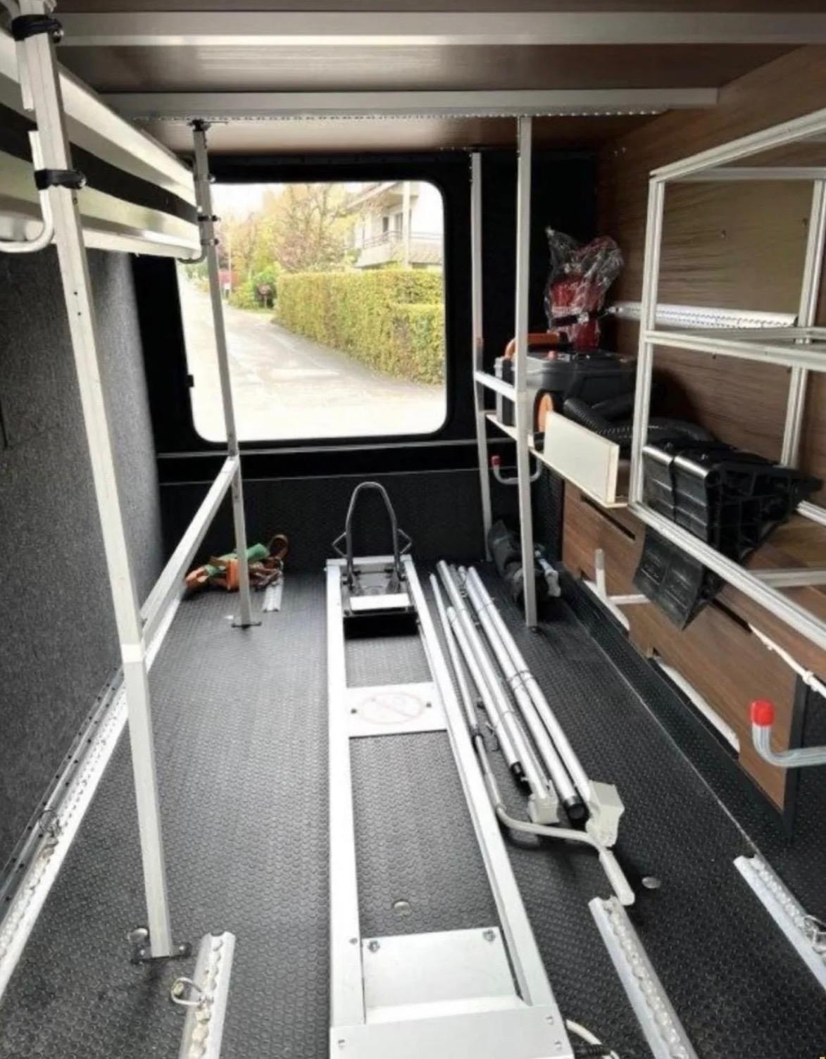 NIESMANN + BISCHOFF Flair Arto 76 LE Top Gepflegt und Autark-image-5