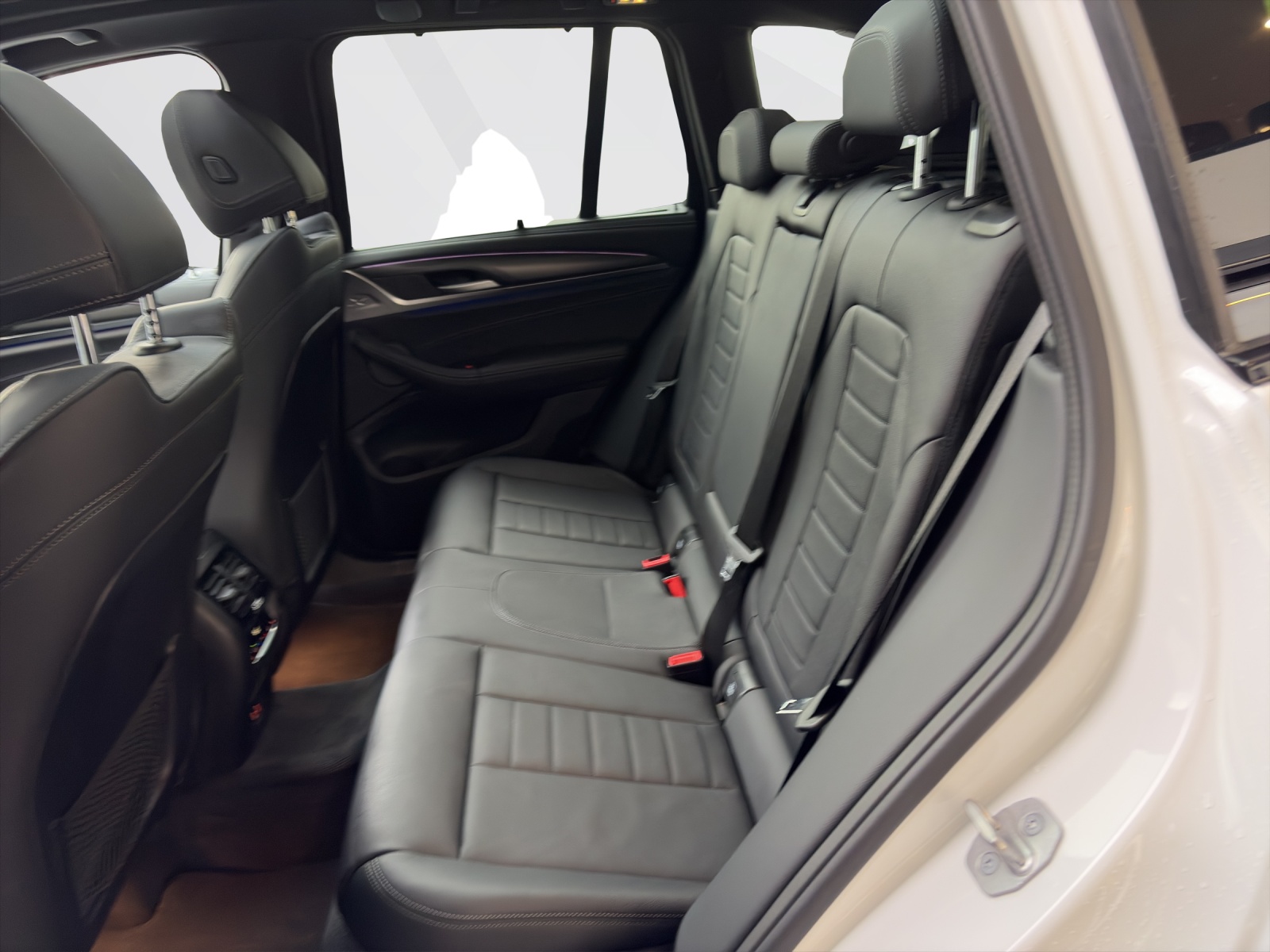 BMW X3 20d xDrive-image-18