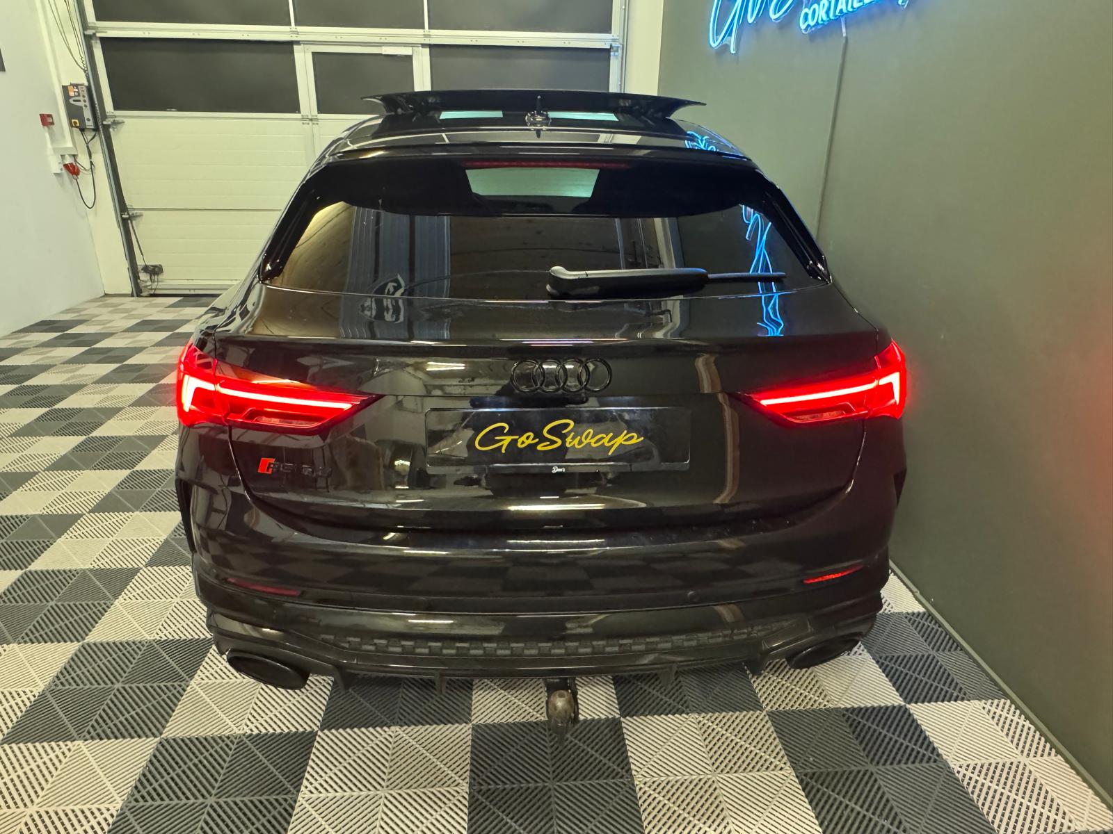 AUDI RS Q3 Sportback quattro S tronic-showroom-element-3