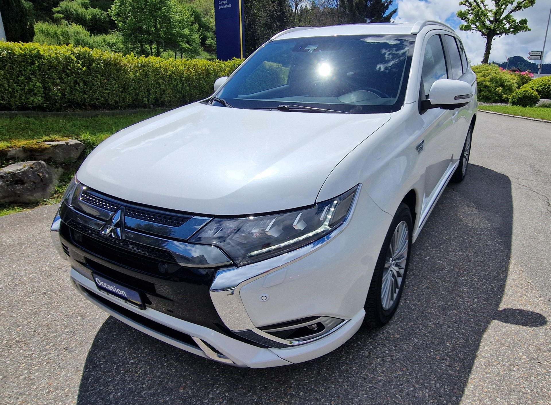 MITSUBISHI Outlander 2.4 PHEV Diamond S-Edition 4WD Automatic