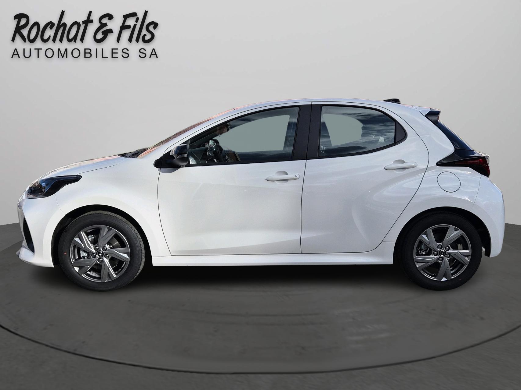 MAZDA 2 Hybrid Exclusive-line-showroom-element-1