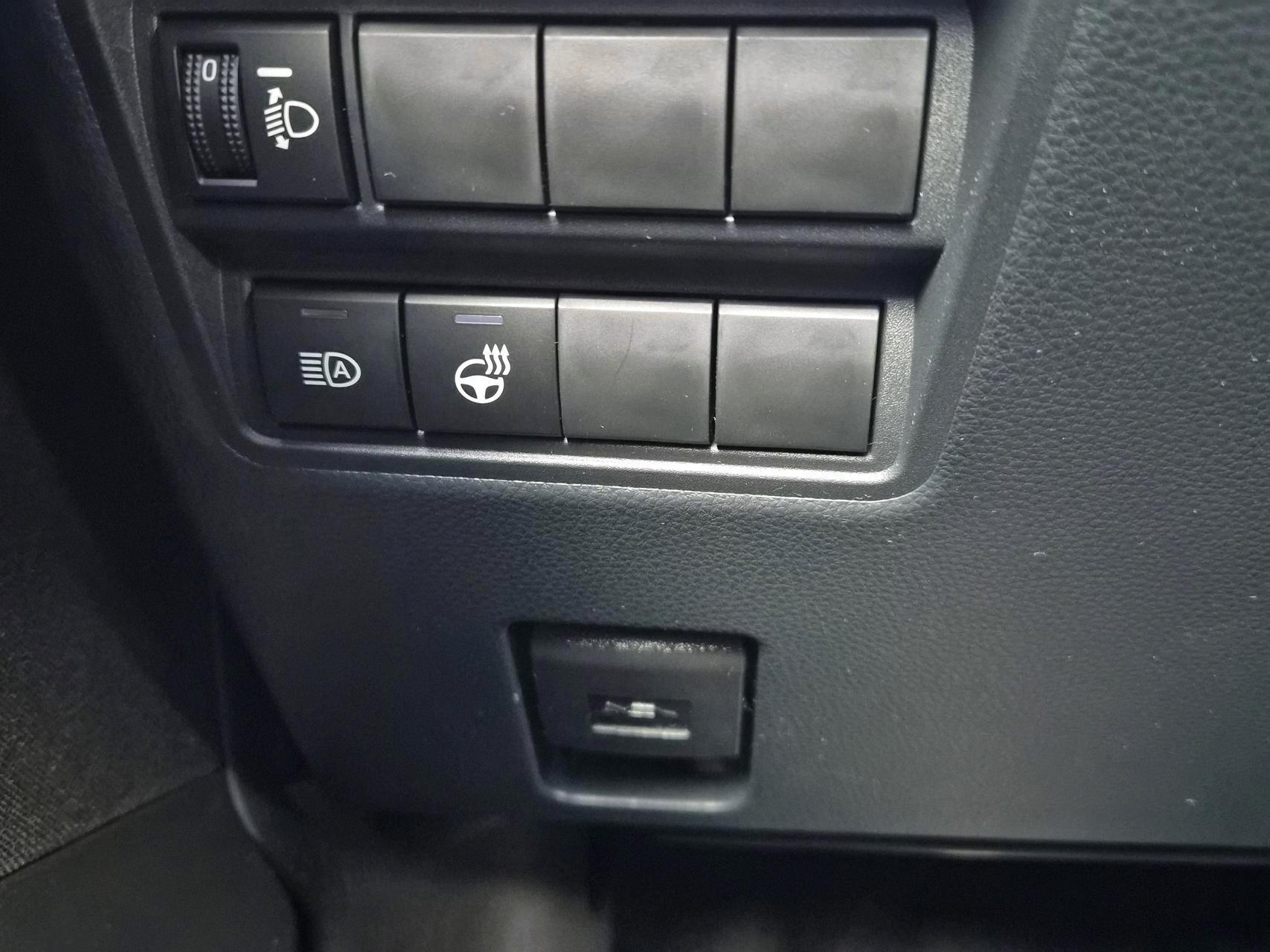 MAZDA 2 Hybrid Exclusive-line-image-18