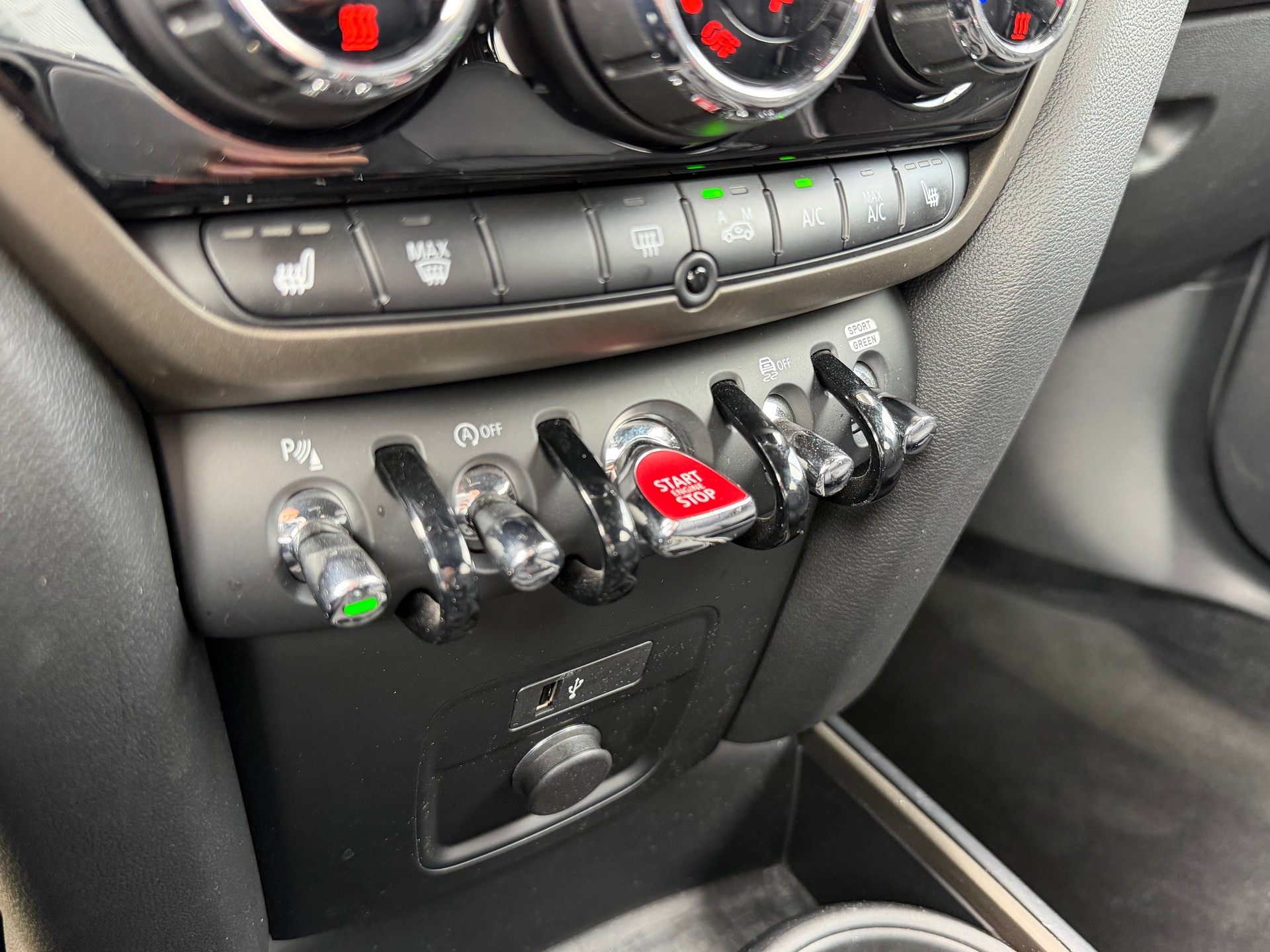 MINI Countryman John Cooper Works ALL4 Steptronic-image-21