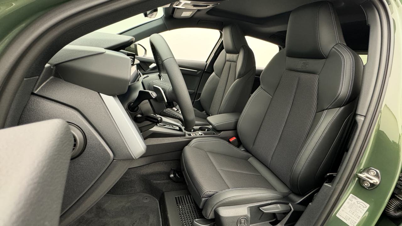 AUDI A3 Sportback TFSI 110 kW S line S tronic-image-4
