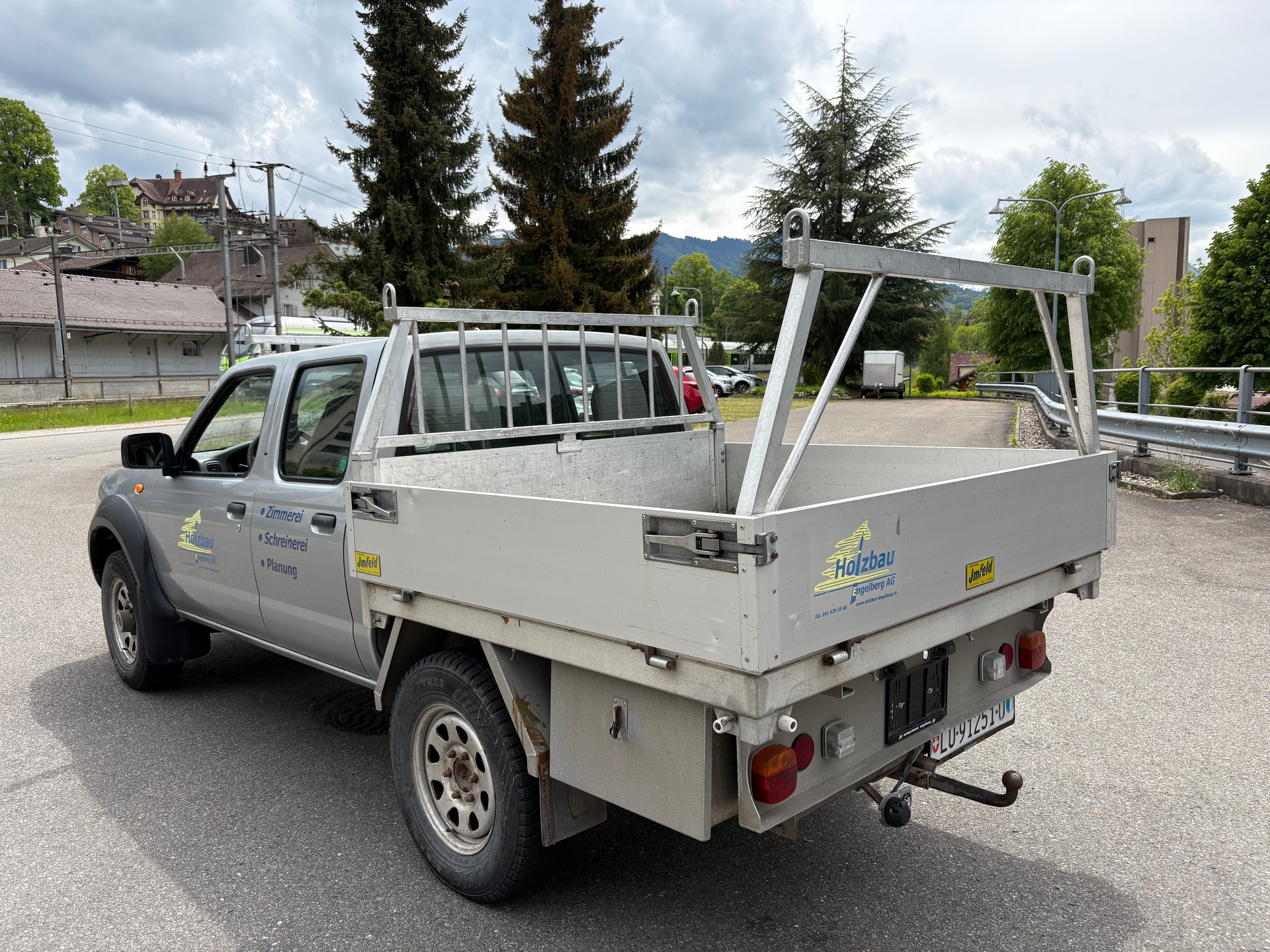 NISSAN NP300 4x4 King Cab-image-5
