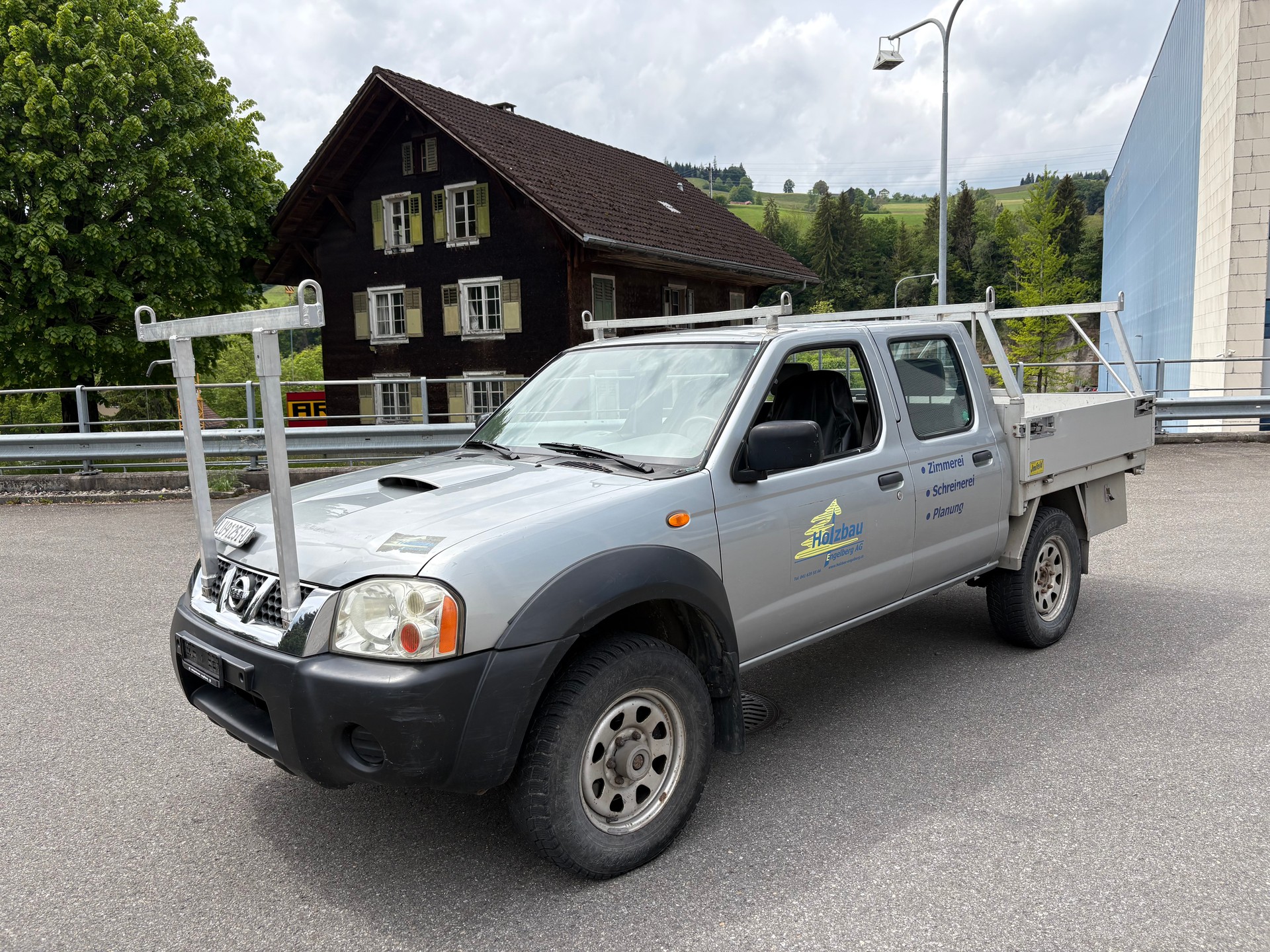 NISSAN NP300 4x4 King Cab-image-0