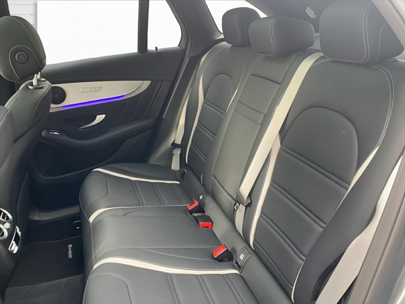 MERCEDES-BENZ GLC 63-image-6