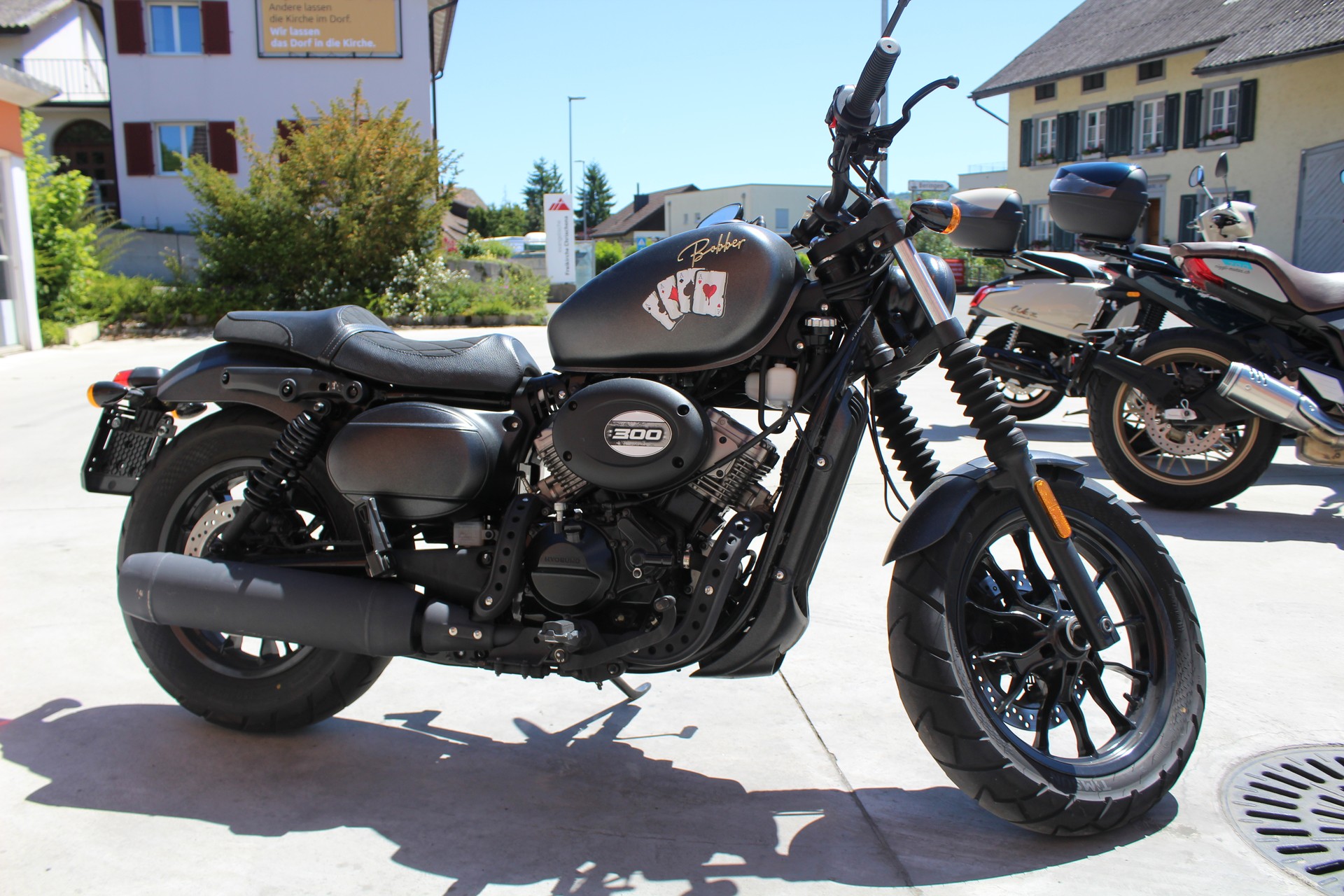 HYOSUNG GV 300 Bobber-image-1