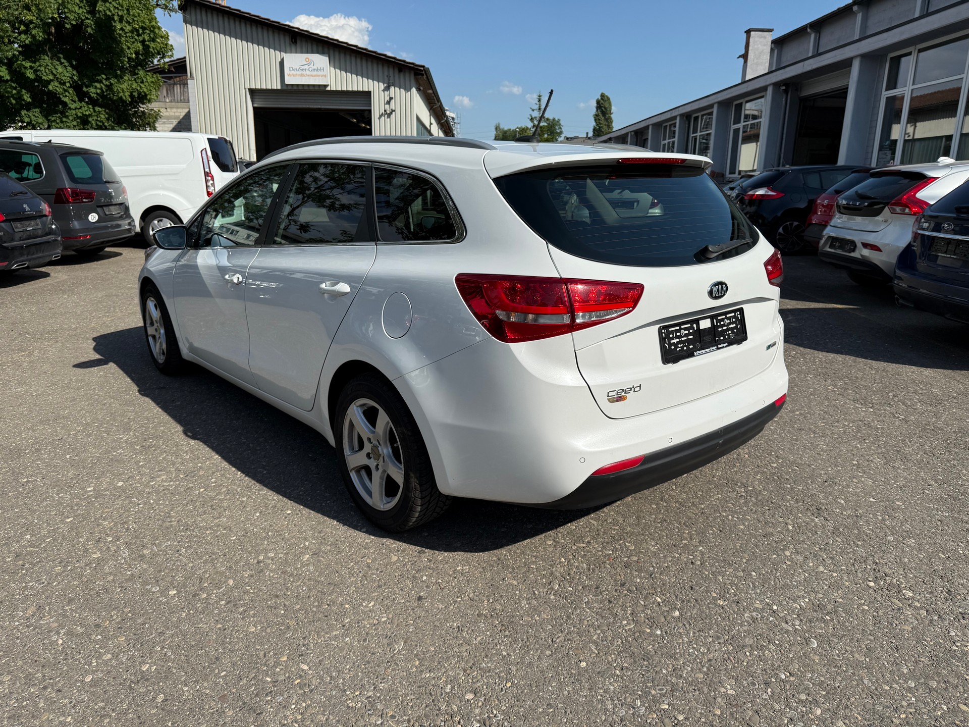 KIA Cee'd Sportswagon 1.0 T-GDi Trend-showroom-element-2