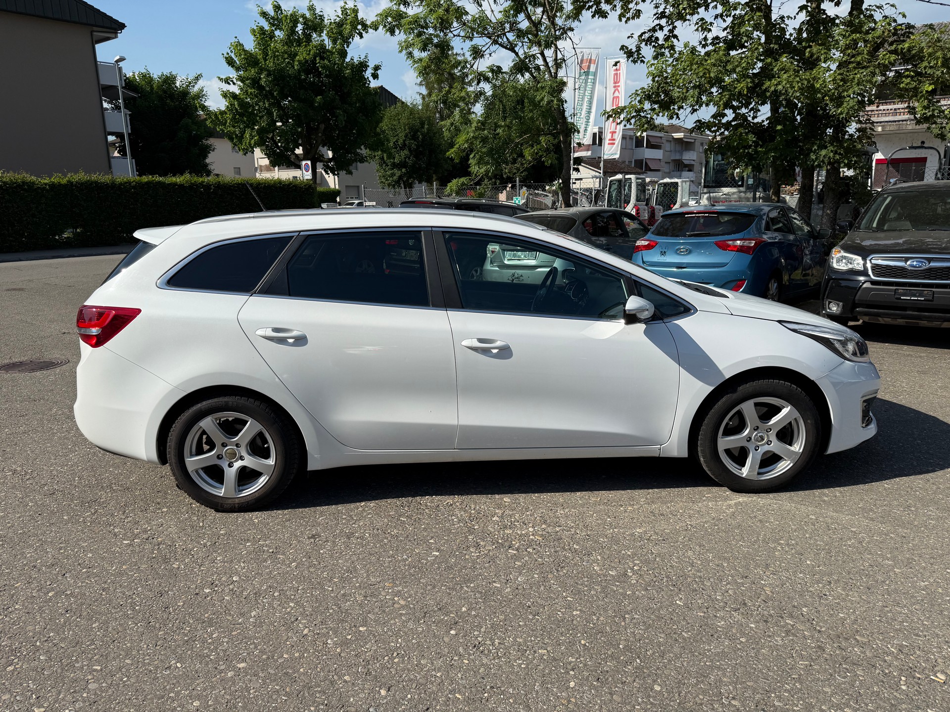KIA Cee'd Sportswagon 1.0 T-GDi Trend-image-4