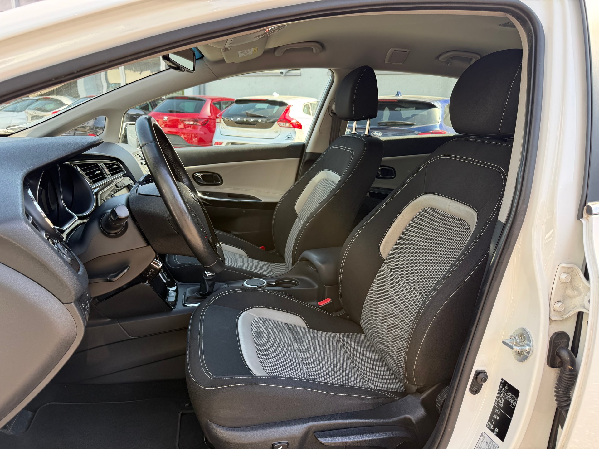 KIA Cee'd Sportswagon 1.0 T-GDi Trend-image-8