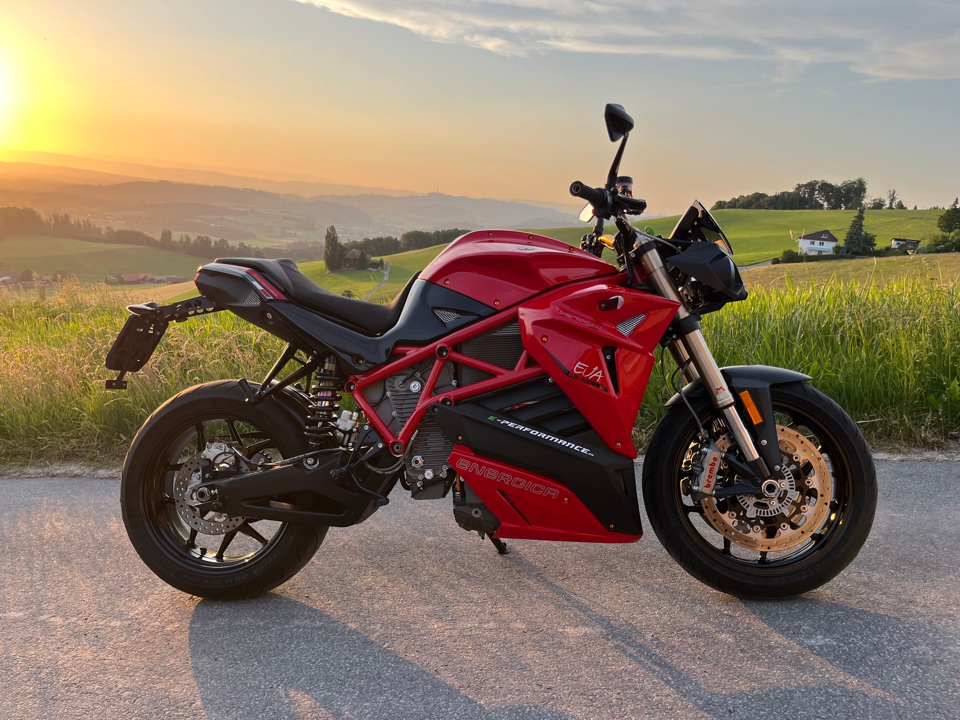 ENERGICA Energica Eva 107-image-1
