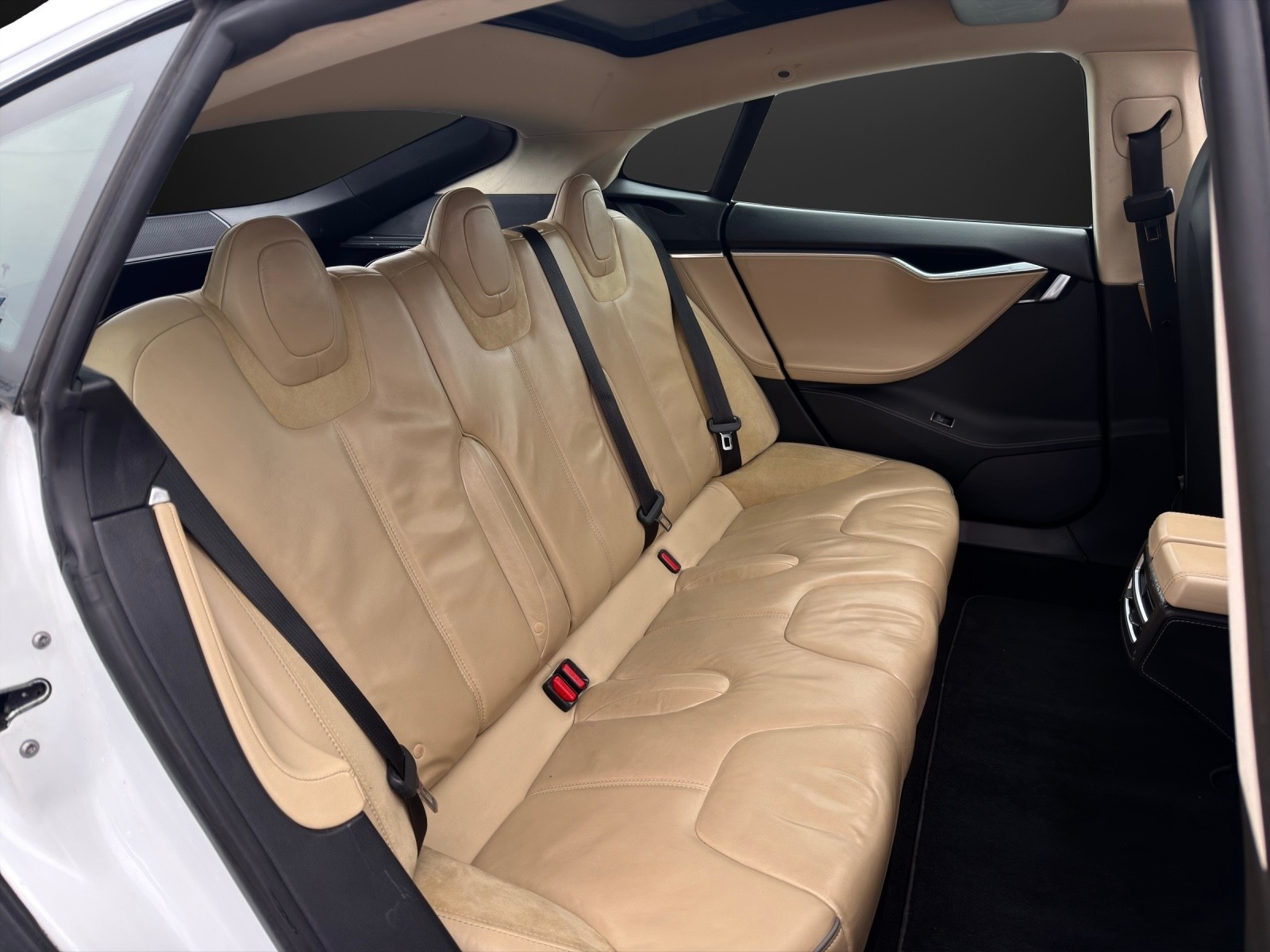 TESLA Model S 85 * Free Supercharching *-image-12