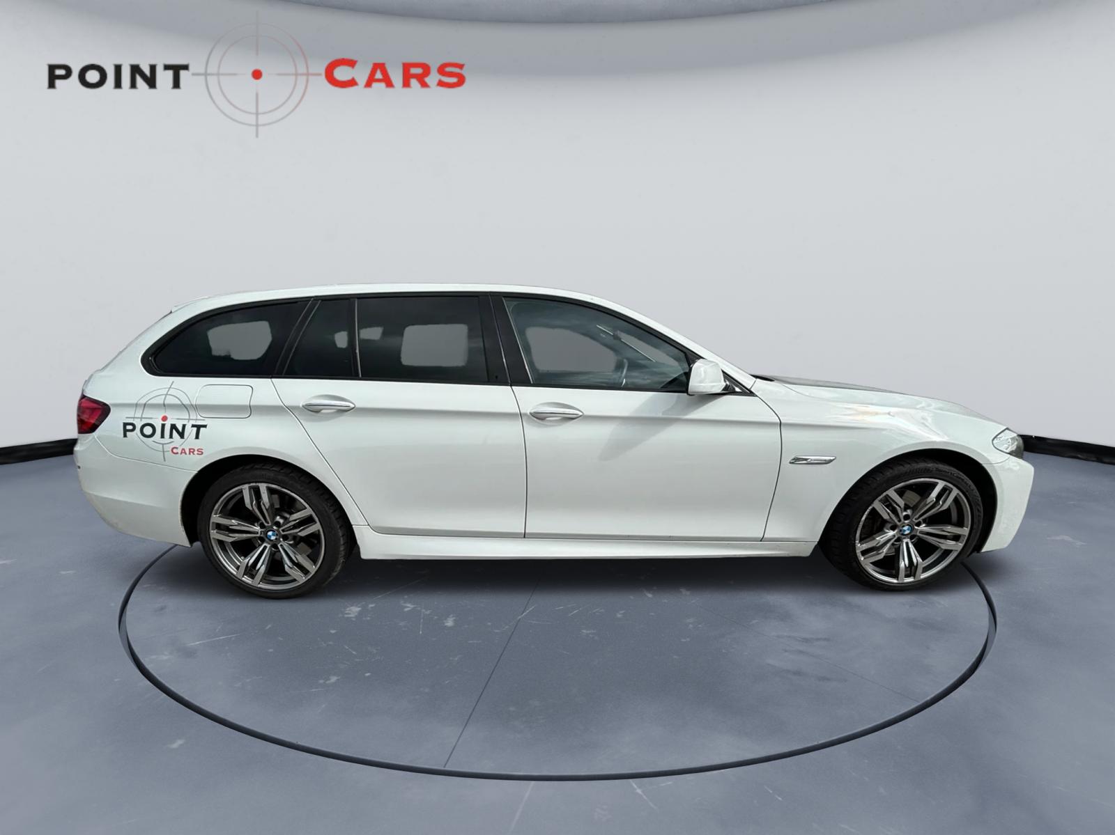 BMW 530d xDrive Touring Steptronic-image-5