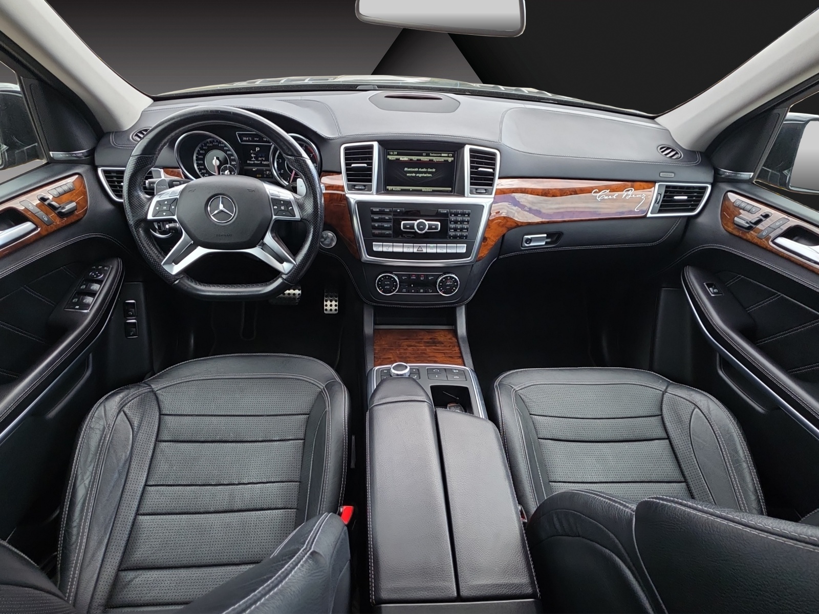 MERCEDES-BENZ GL 63 AMG 4Matic Speedshift Plus 7G-Tronic-image-9