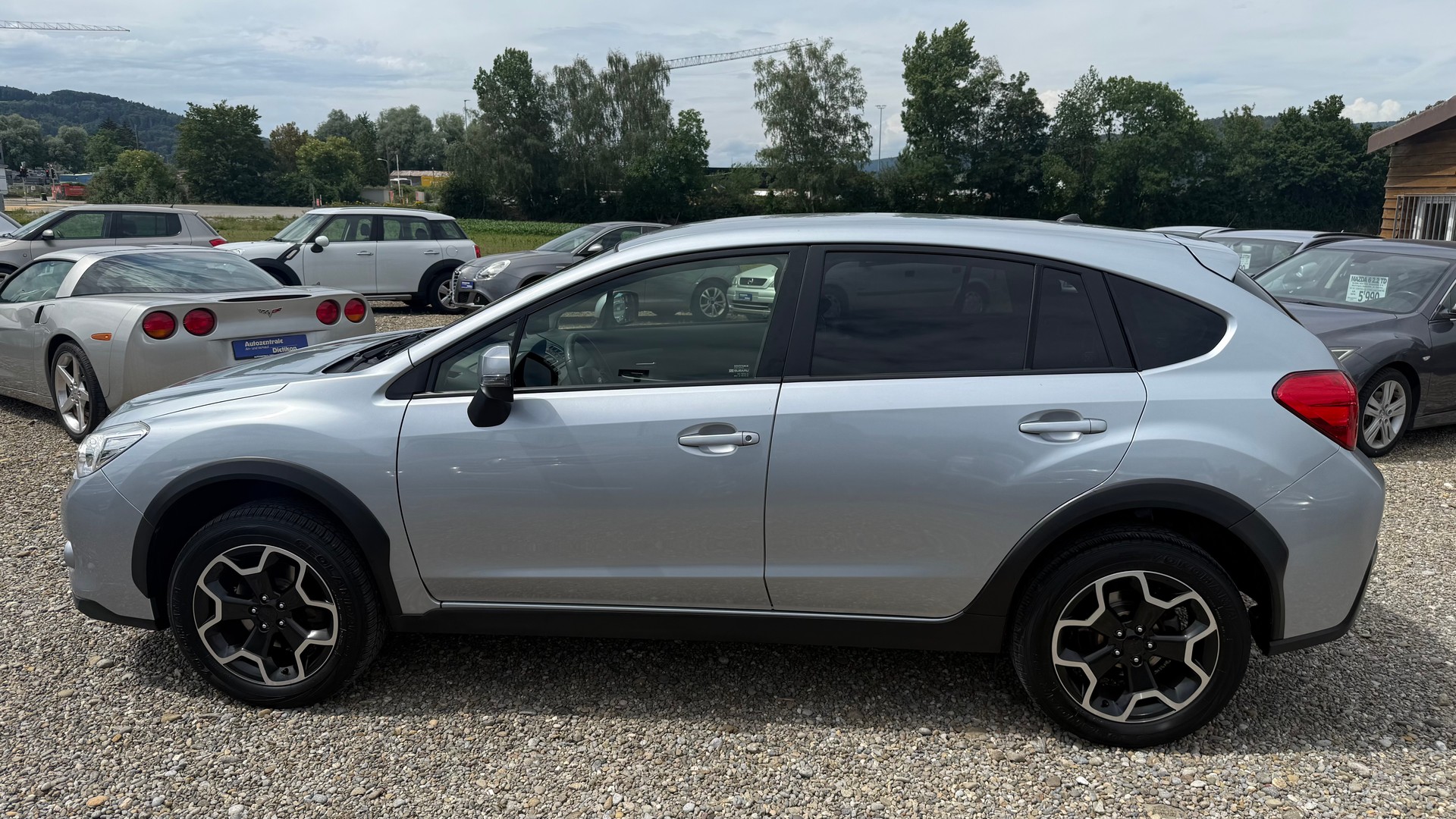 SUBARU XV 2.0 Swiss Two AWD CVT-image-14